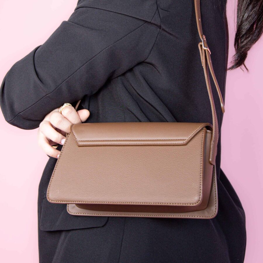 Perle – Sac à main en Coffee.