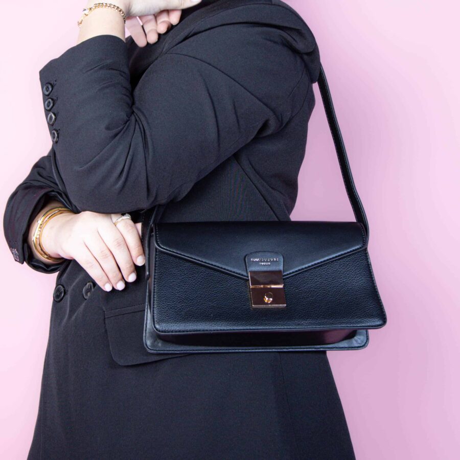 Perle – Sac à main en Noir.