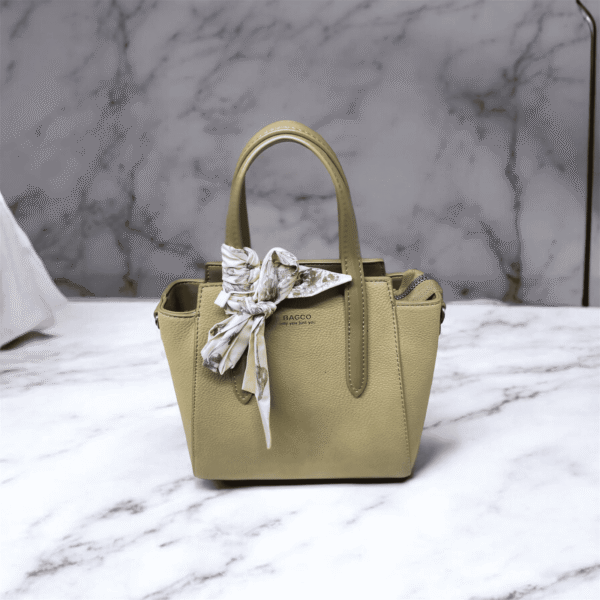 Mila – Sac à main en Vert.