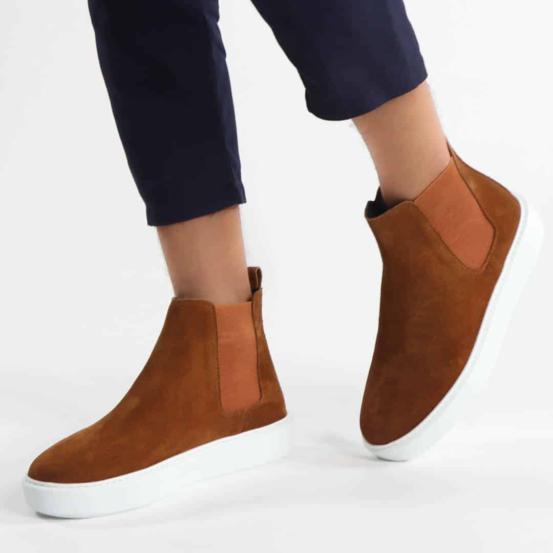 Premium – Boots daim en marron.