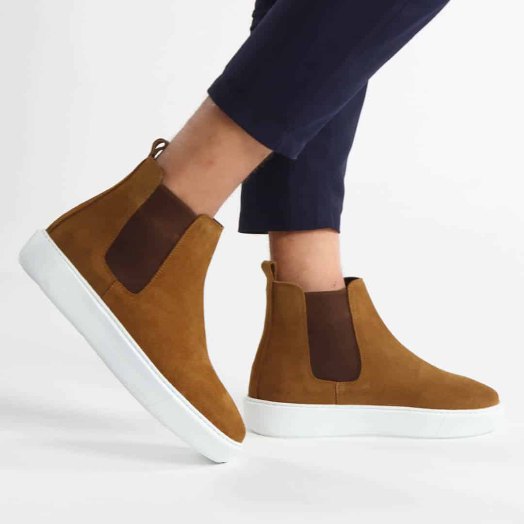 Premium – Boots daim en tabac.