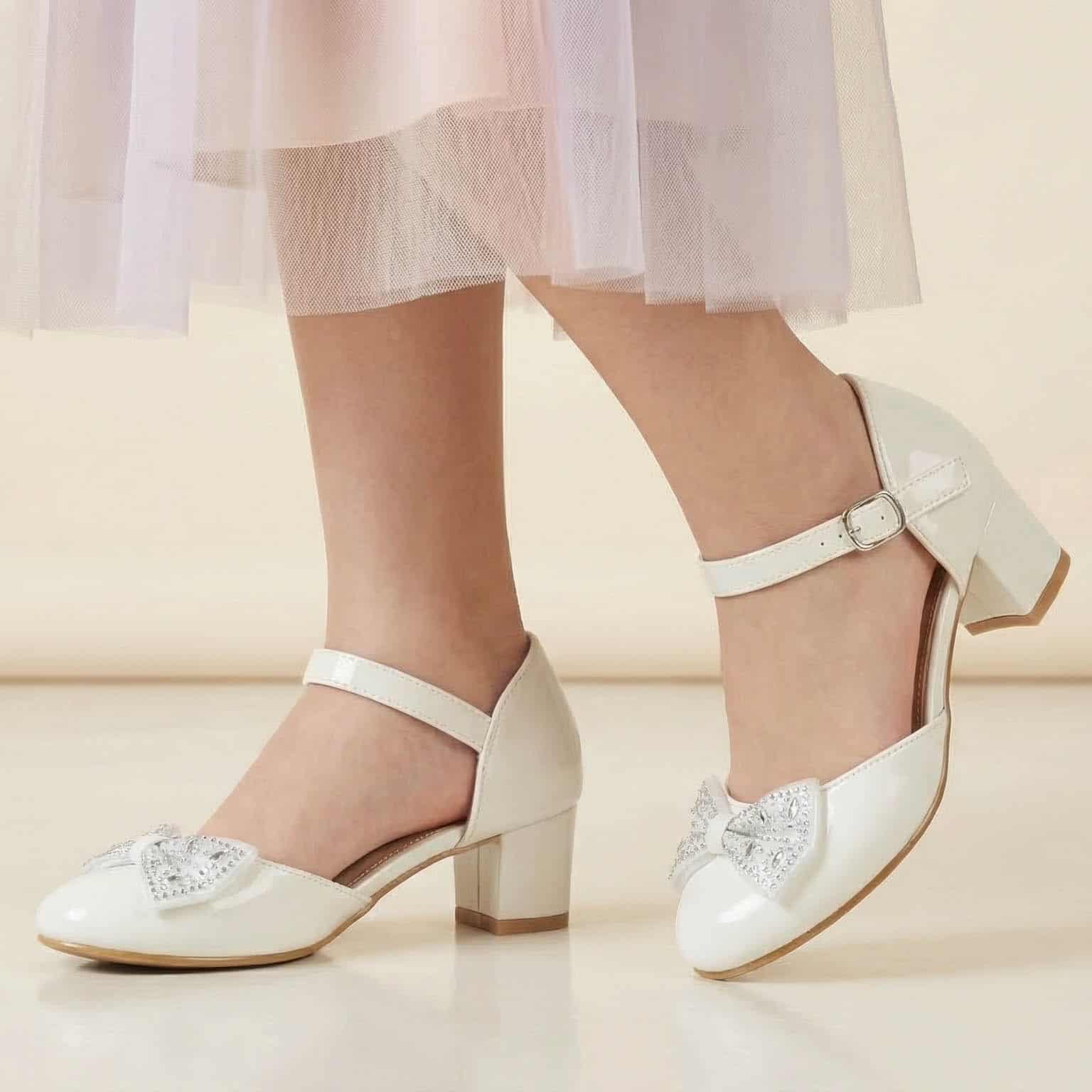 Sweet Heart – Ballerines Fille à talon en Blanc.