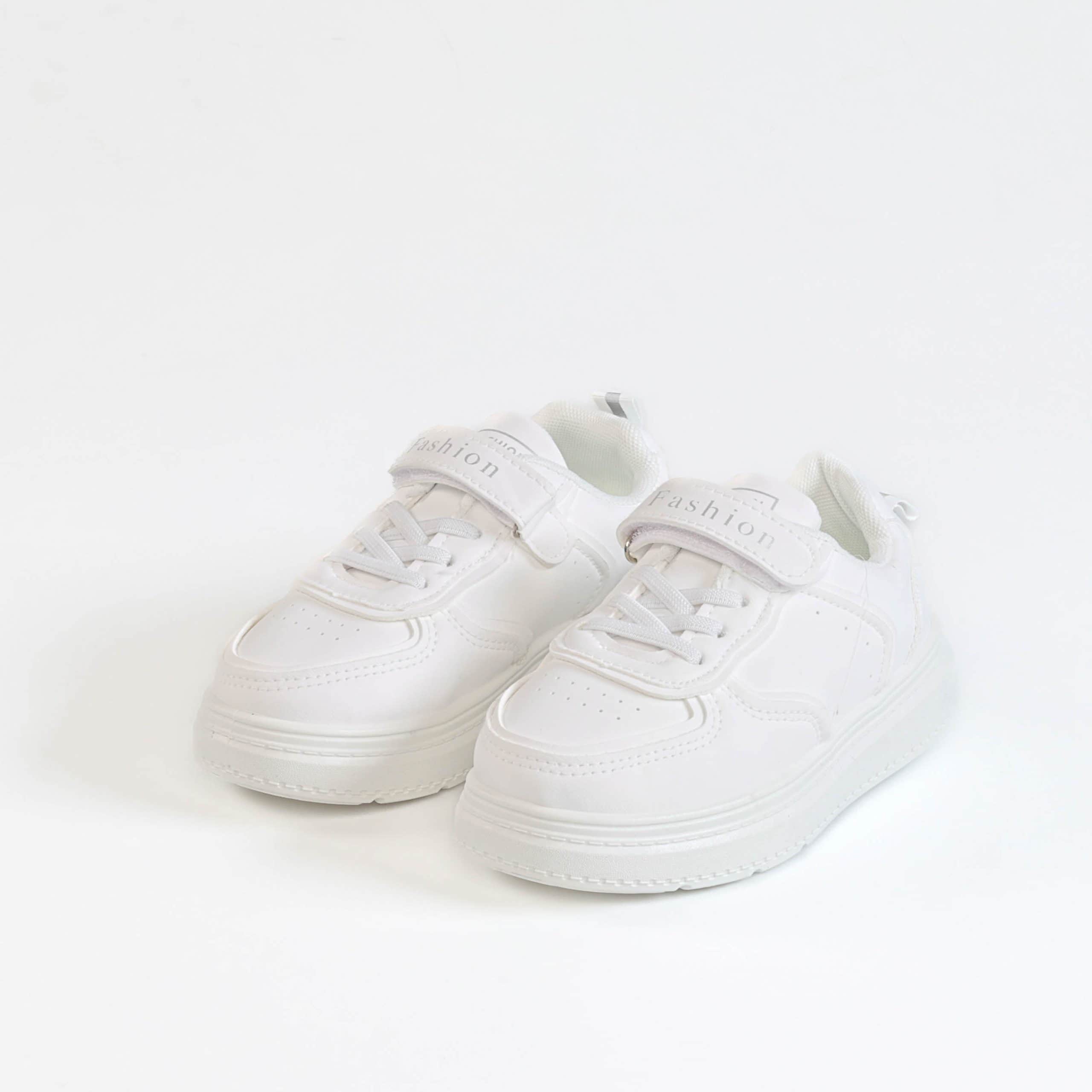 WARIS – Baskets enfants en Blanc.