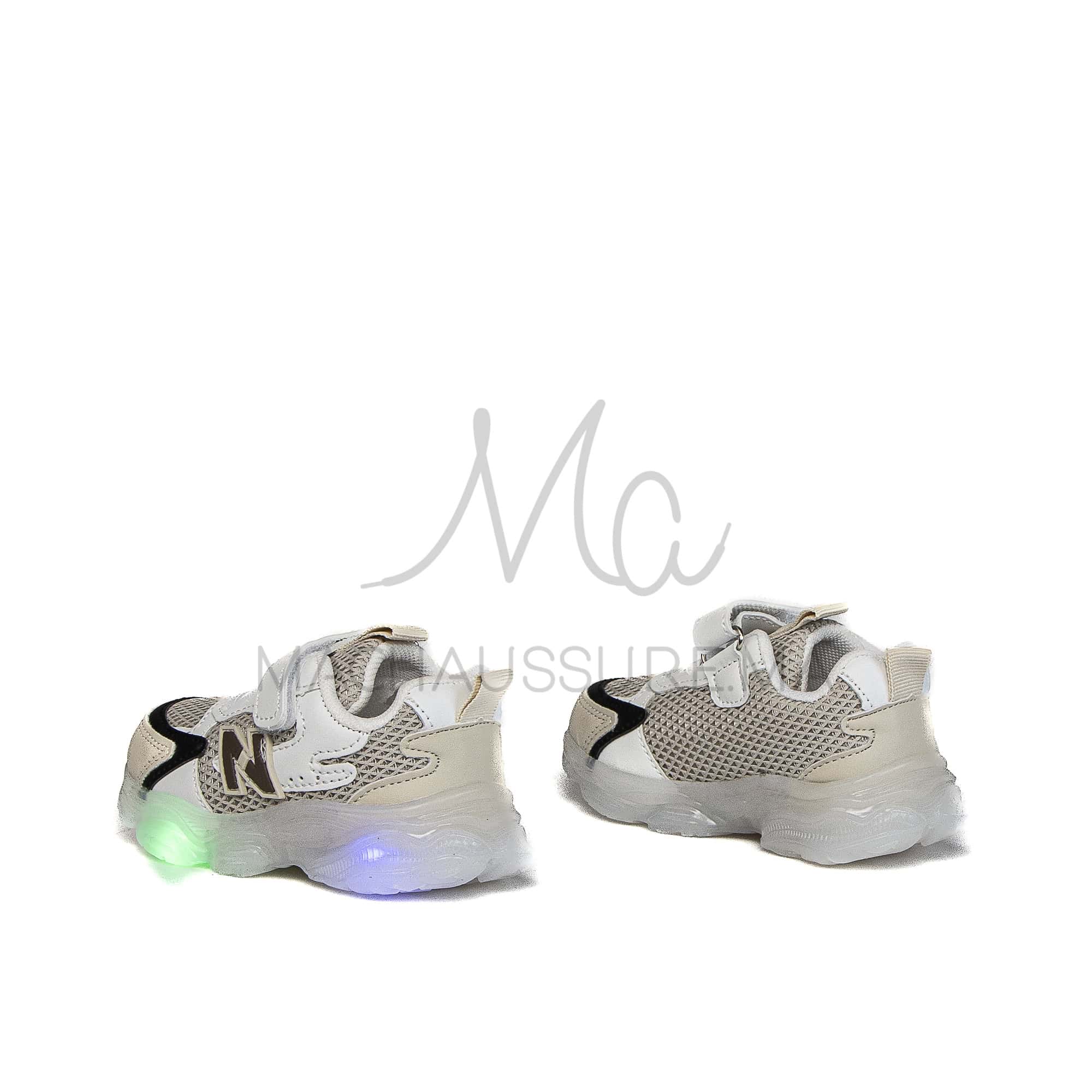 Jad – Baskets enfants en Beige.