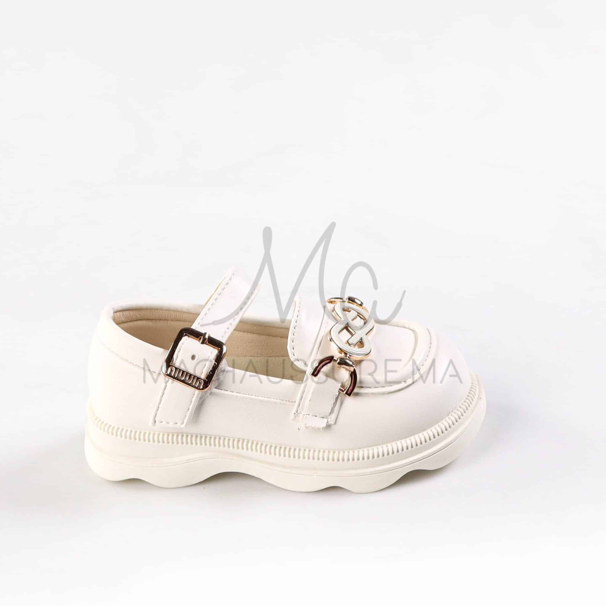 ChicPetal - Ballerines fille en Blanc.