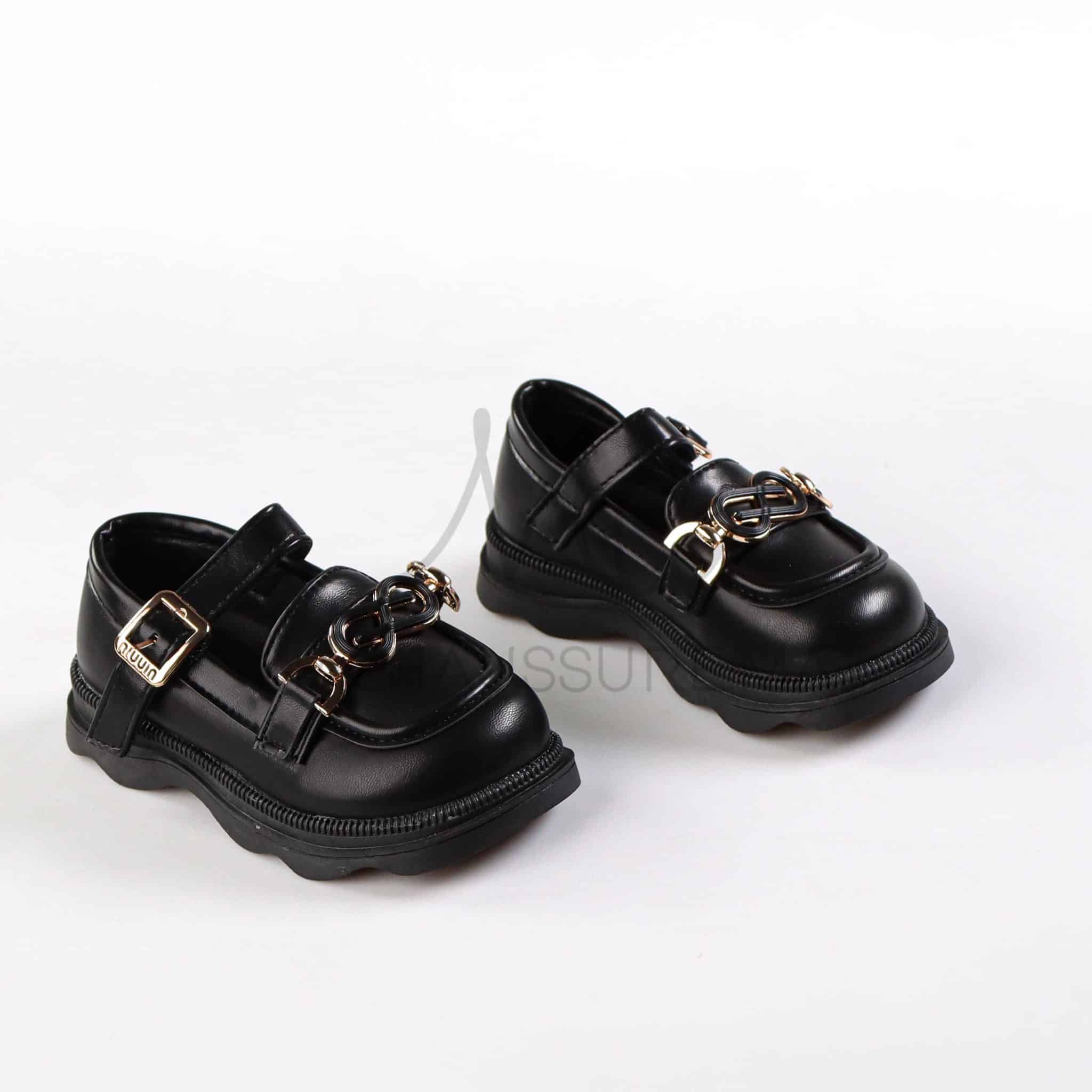ChicPetal - Ballerines fille en Noir.