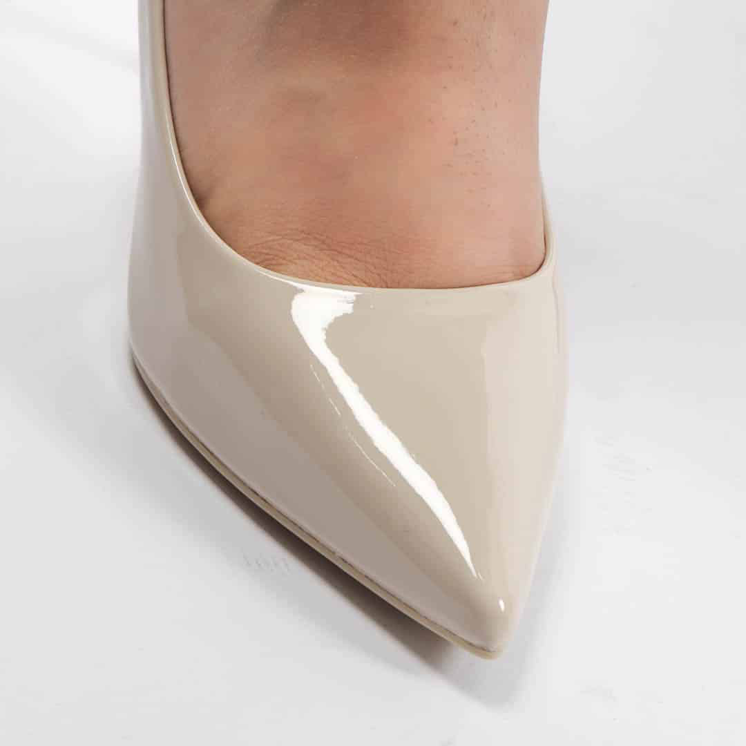 Kalinda – Escarpins Femmes en Beige.