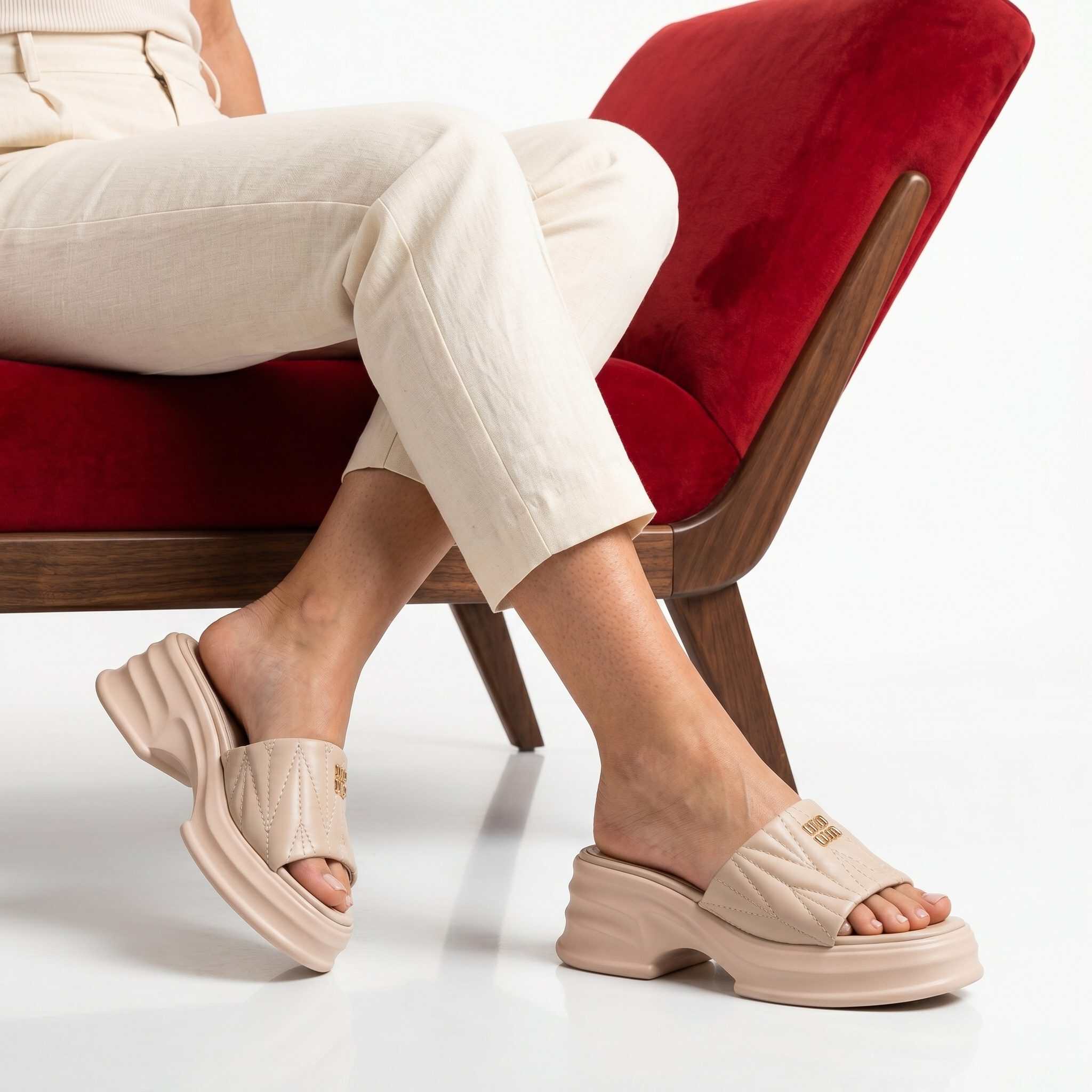 Fiesta – Sandales compensées en Beige.