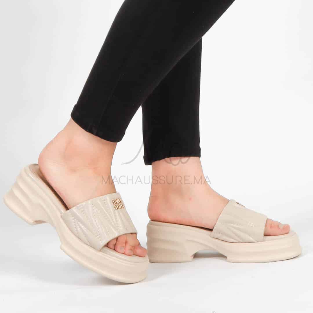 Fiesta – Sandales compensées en Beige.