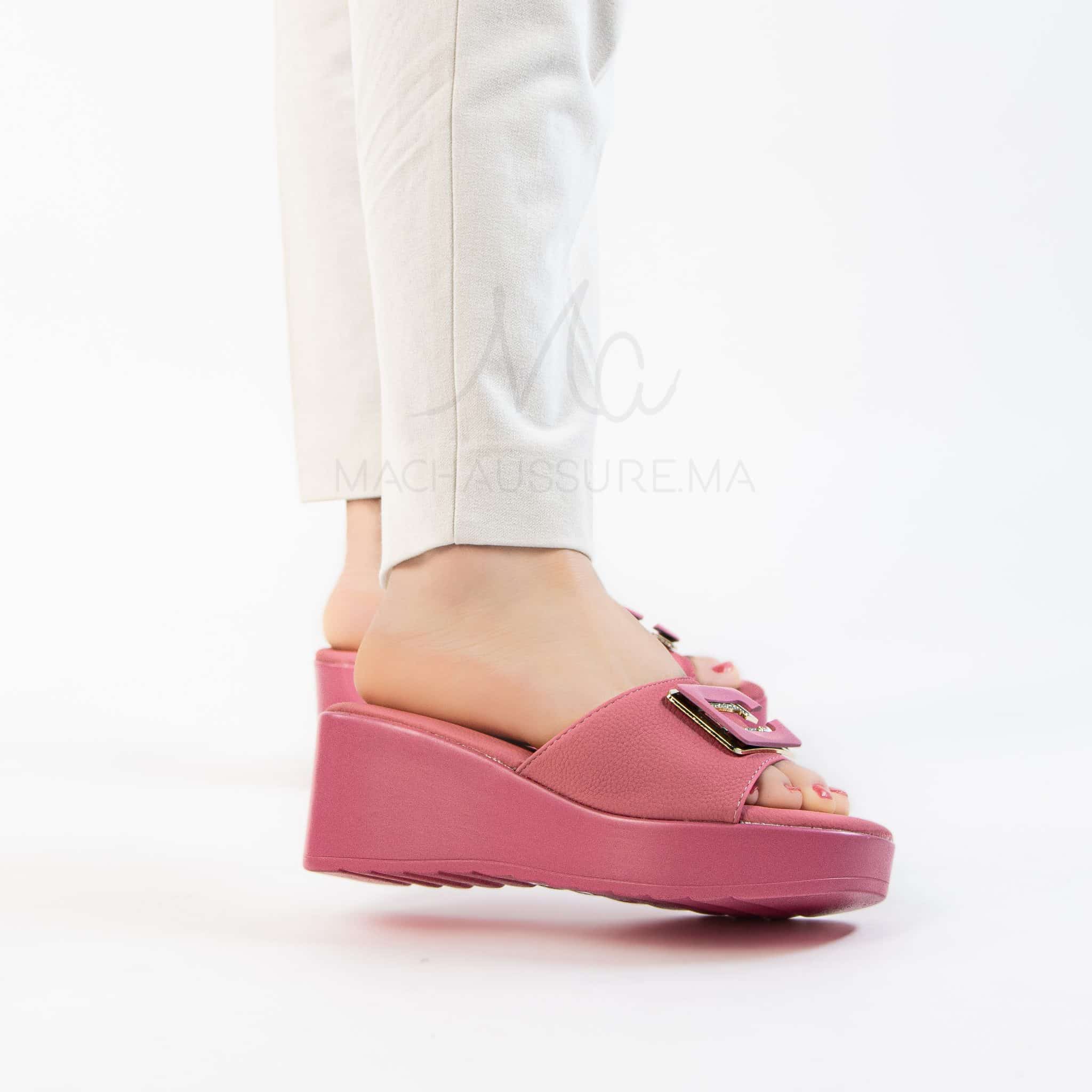 Kaysa – Sandales compensées confortables en Fuchsia.