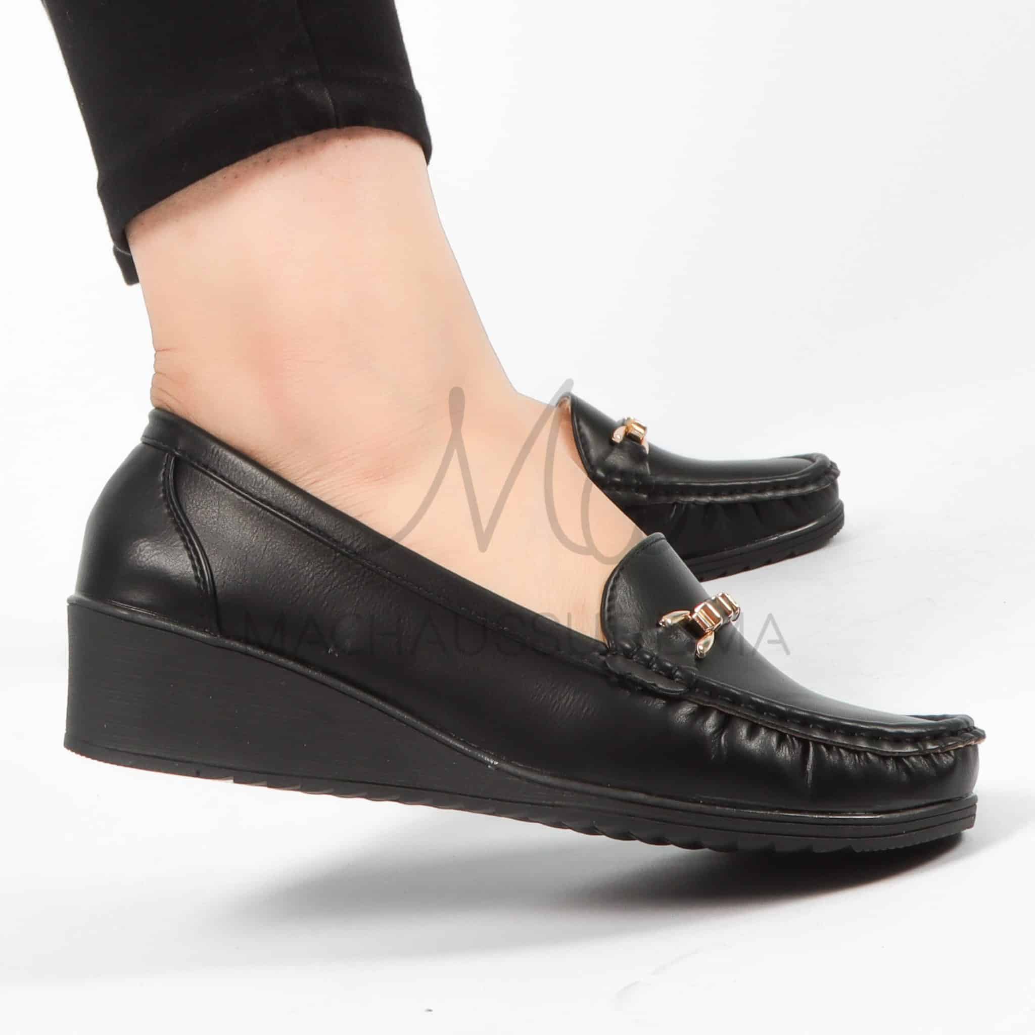 Seigneuresse – Mocasins Femmes en Noir.