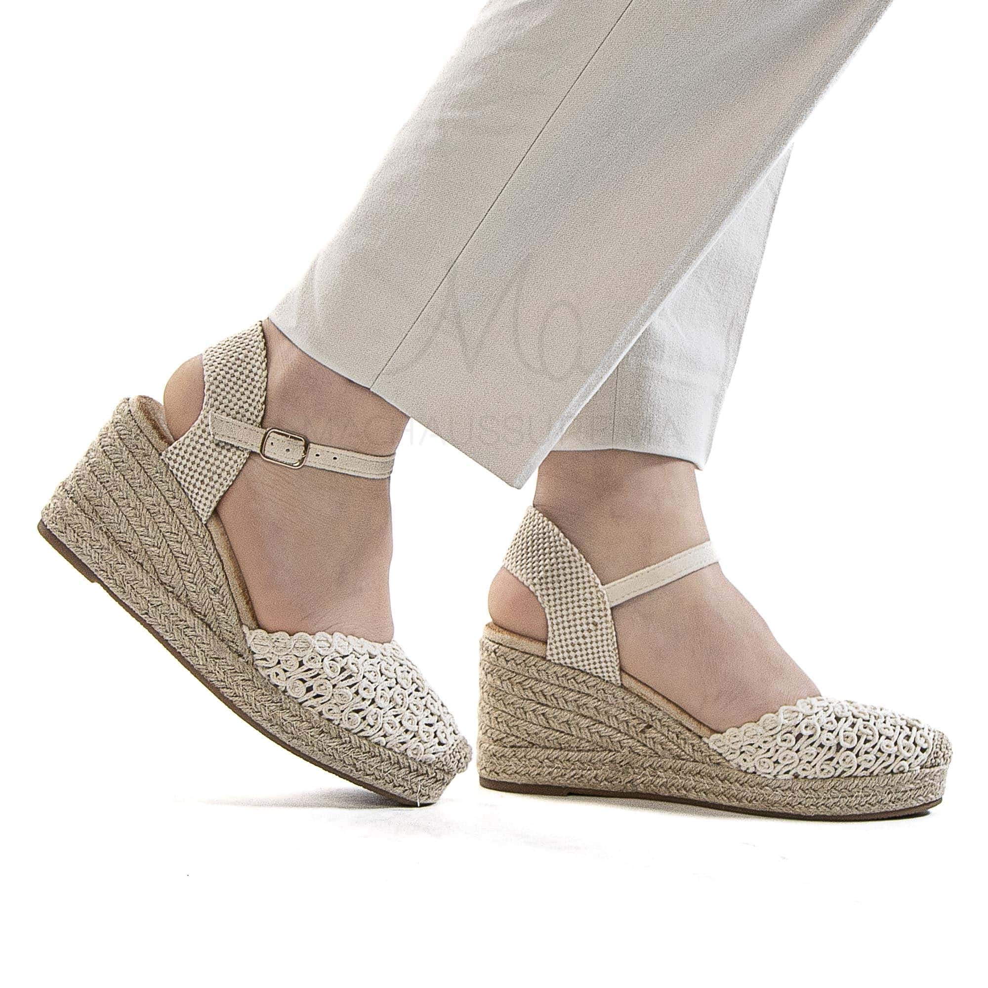 Coastal – Sandales compensées en Beige.