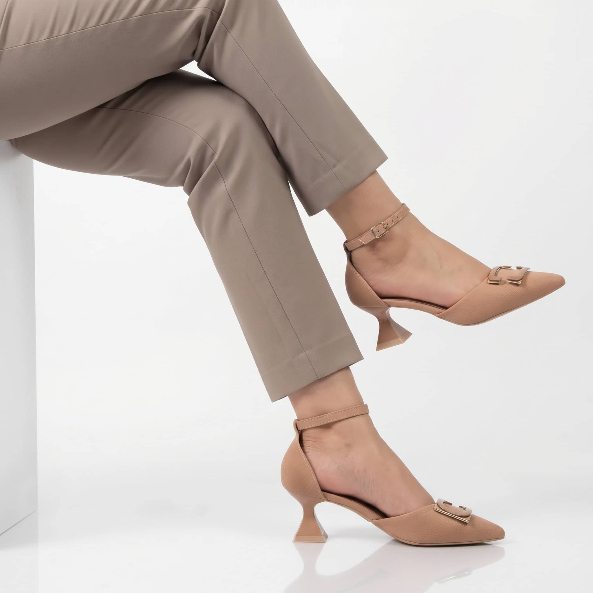 Pyrite - Escarpins femmes en Kaki.