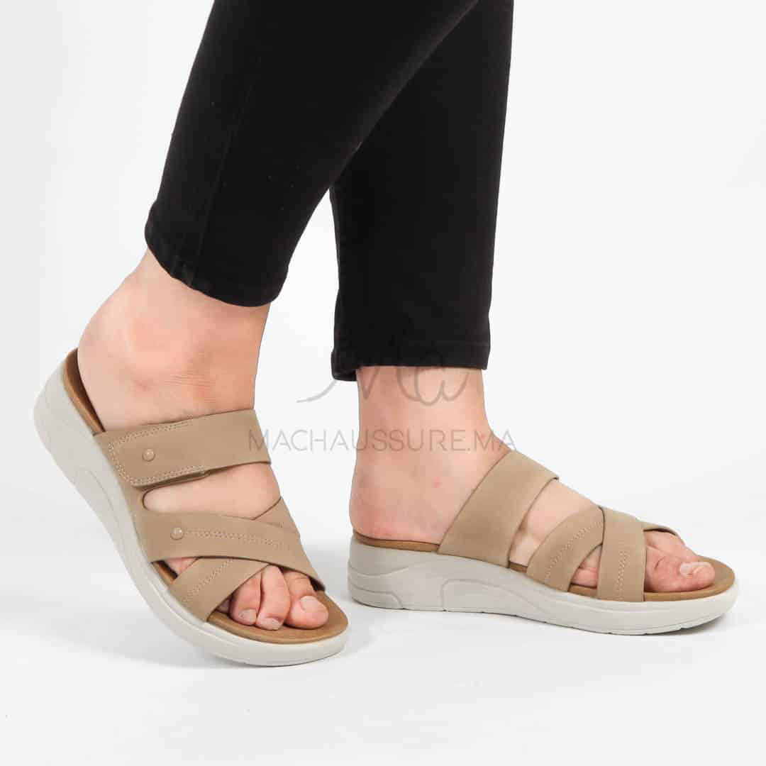 Epicéa – Sandales confortables en Beige.