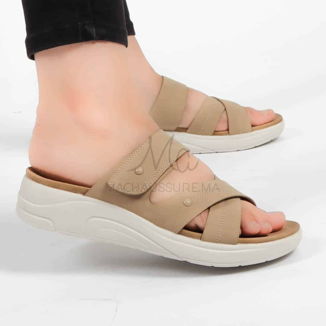 Epicéa – Sandales confortables en Beige.