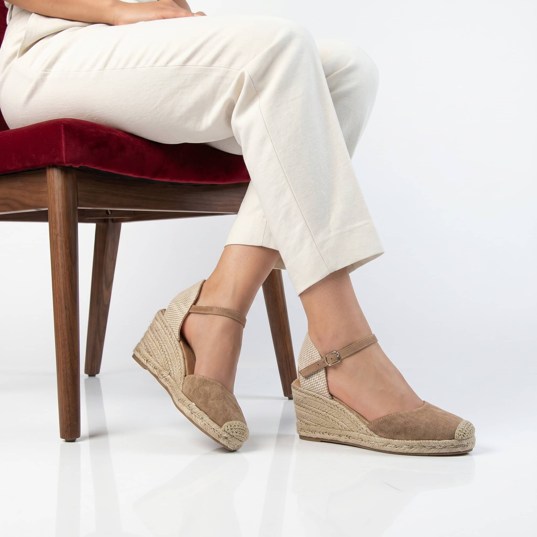 Bella Corda – Sandales compensées en Kaki.