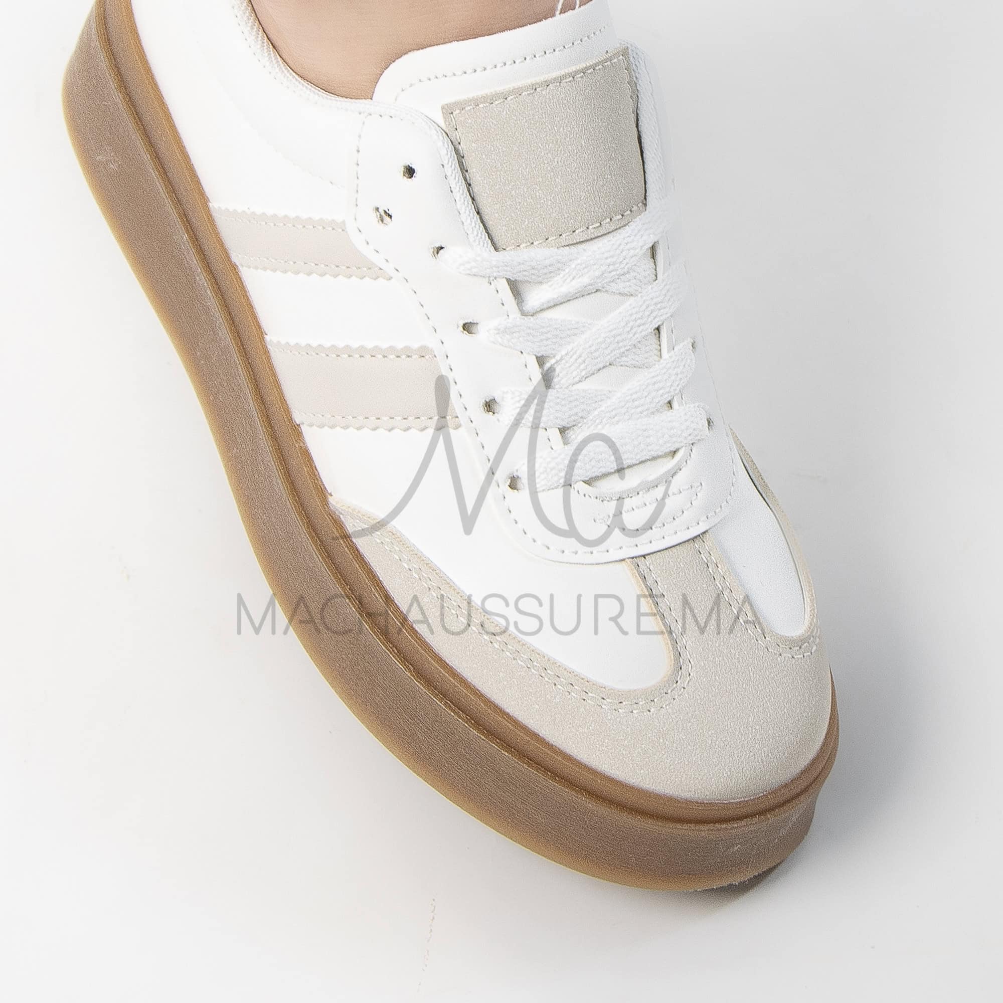 Solaro – Baskets à plateforme en Beige.