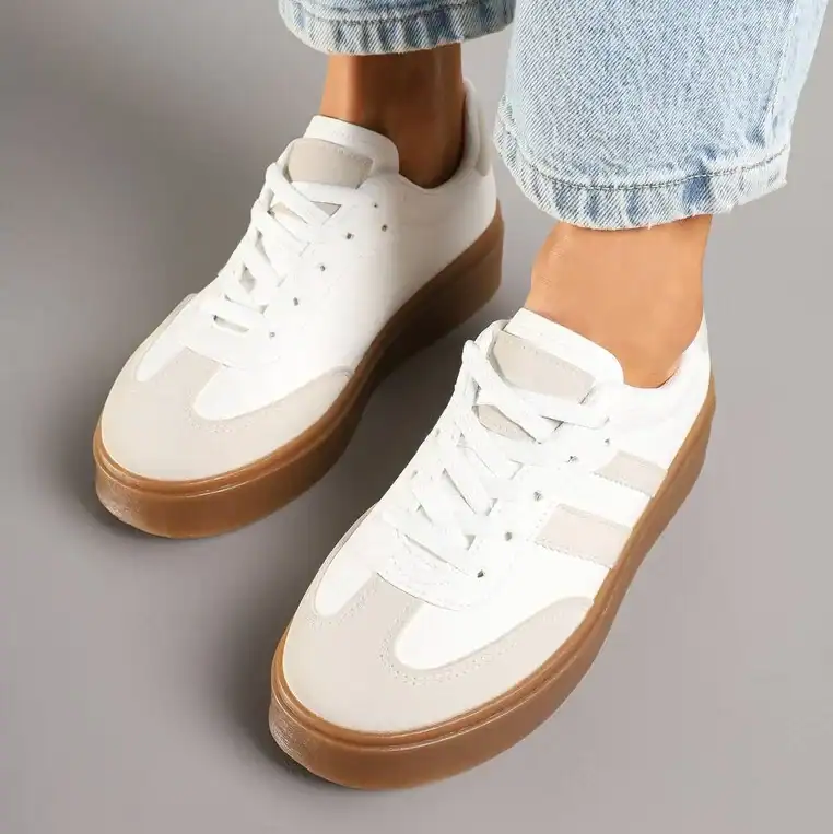 Solaro – Baskets à plateforme en Beige.