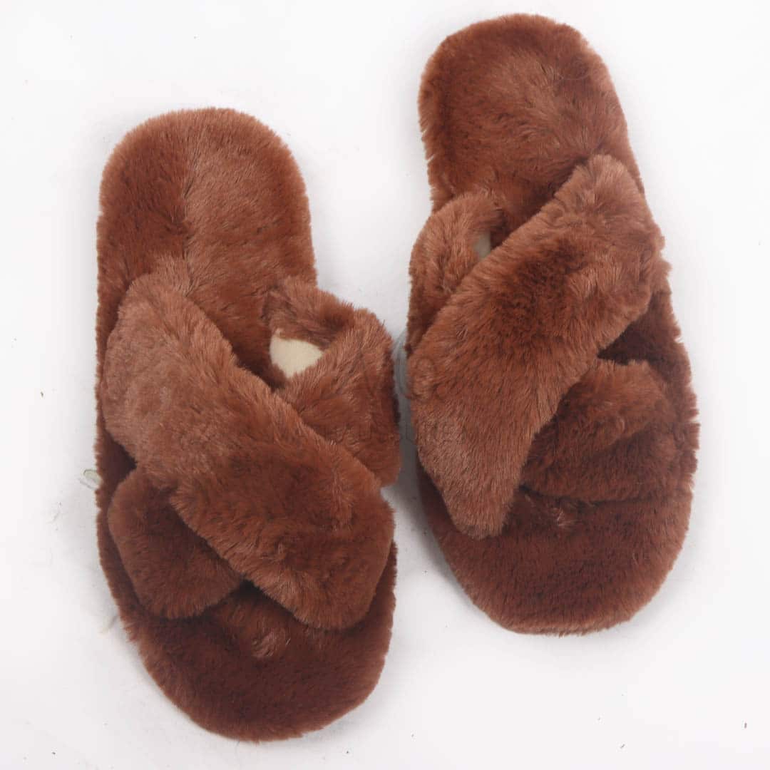 Shaggy - Pantoufle en Marron.