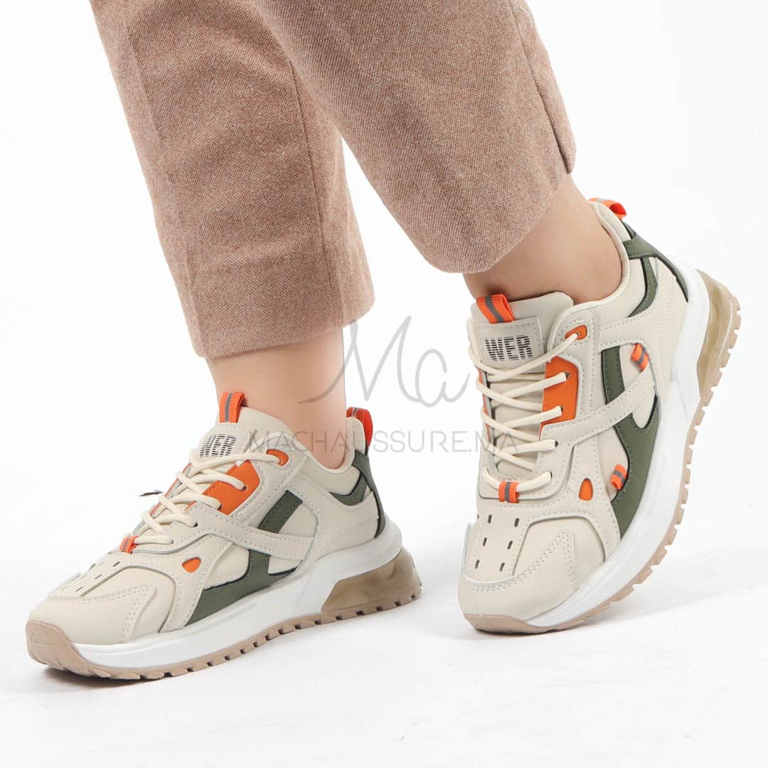 Aventurine - Baskets femmes en Beige.