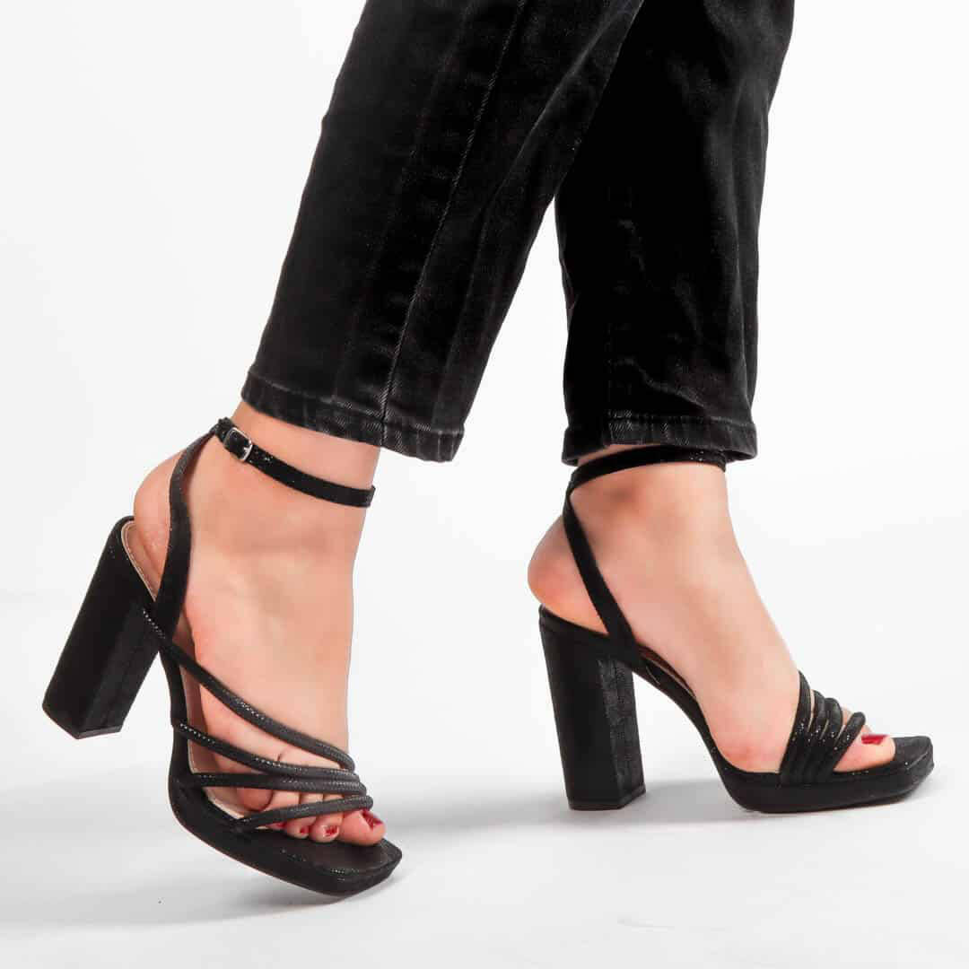 Vivid – Sandales à talon Noir.