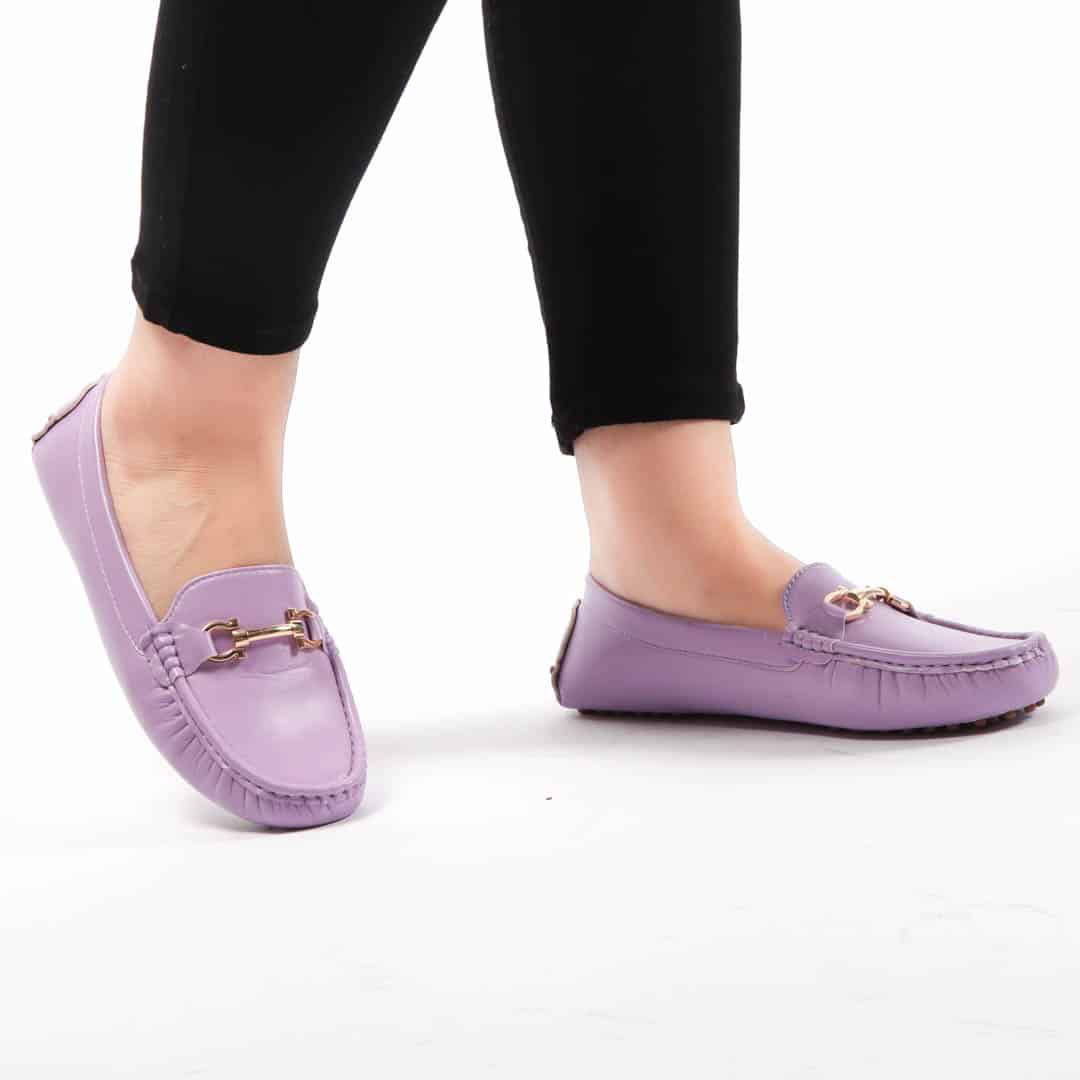 TATIANA– Mocassinns Femmes en Mauve.