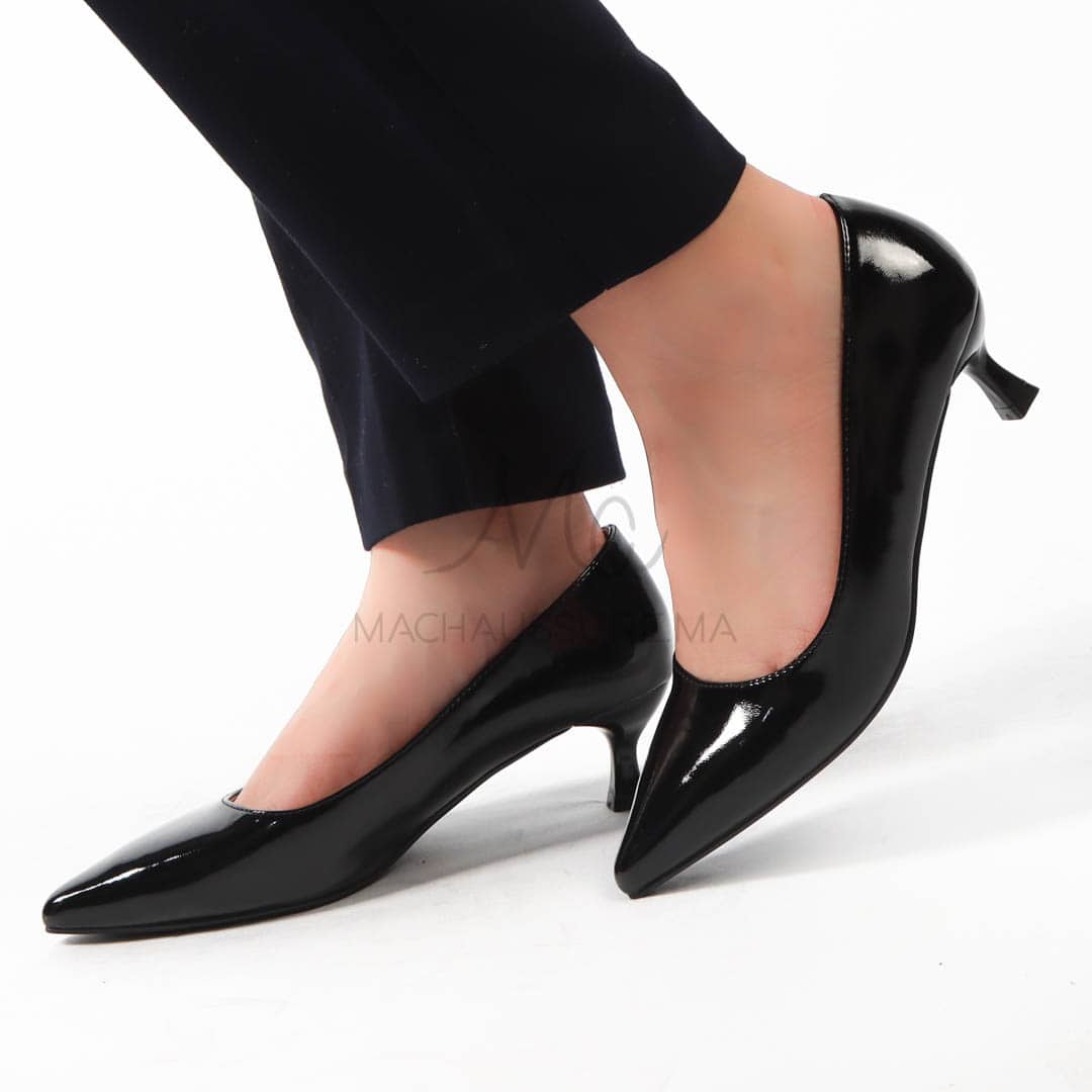 RACHA – Escarpin demi talon en Noir.