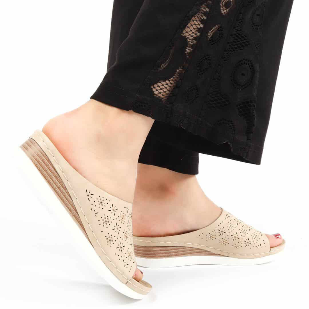 RelaxFit - Sandales confortables en Beige.