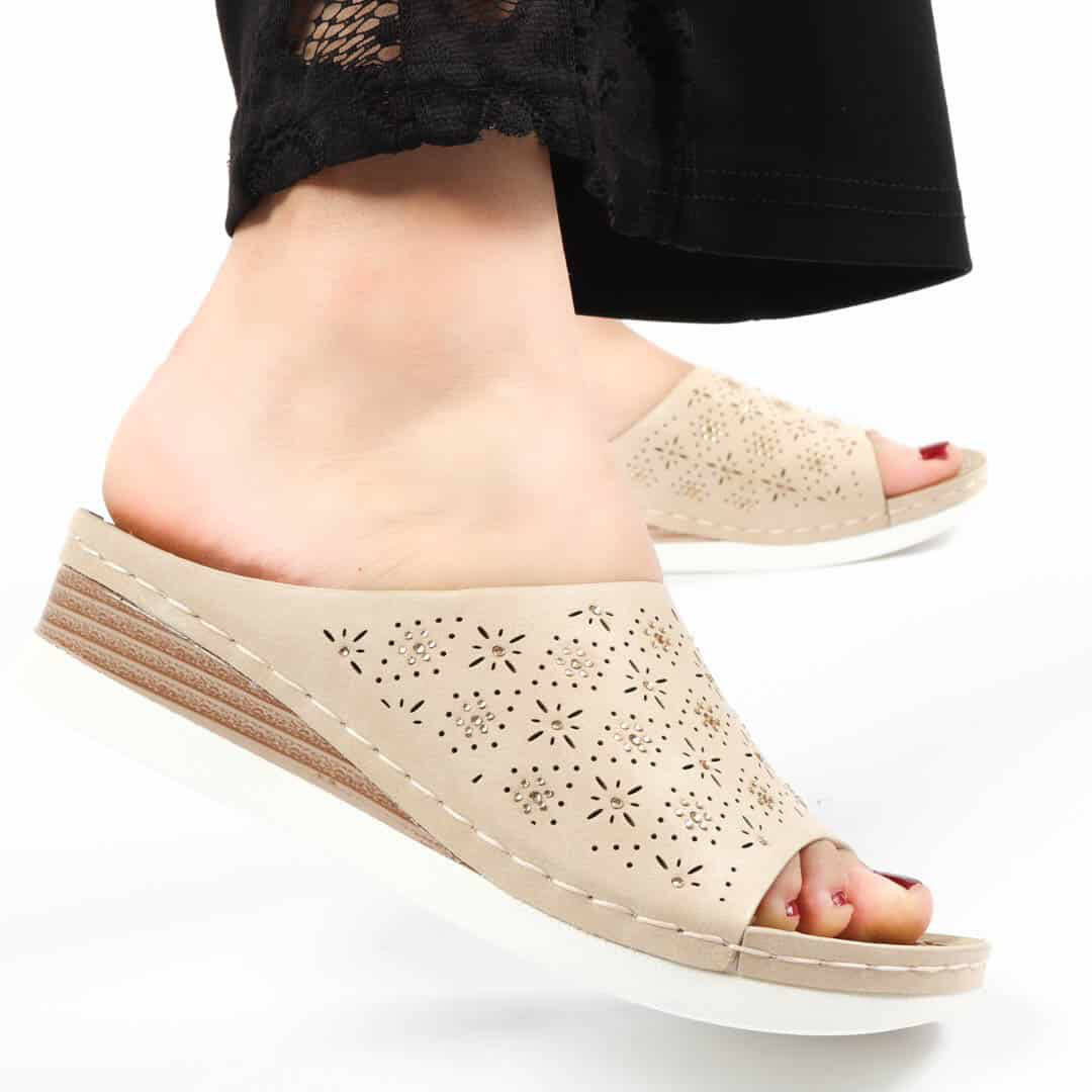 RelaxFit - Sandales confortables en Beige.
