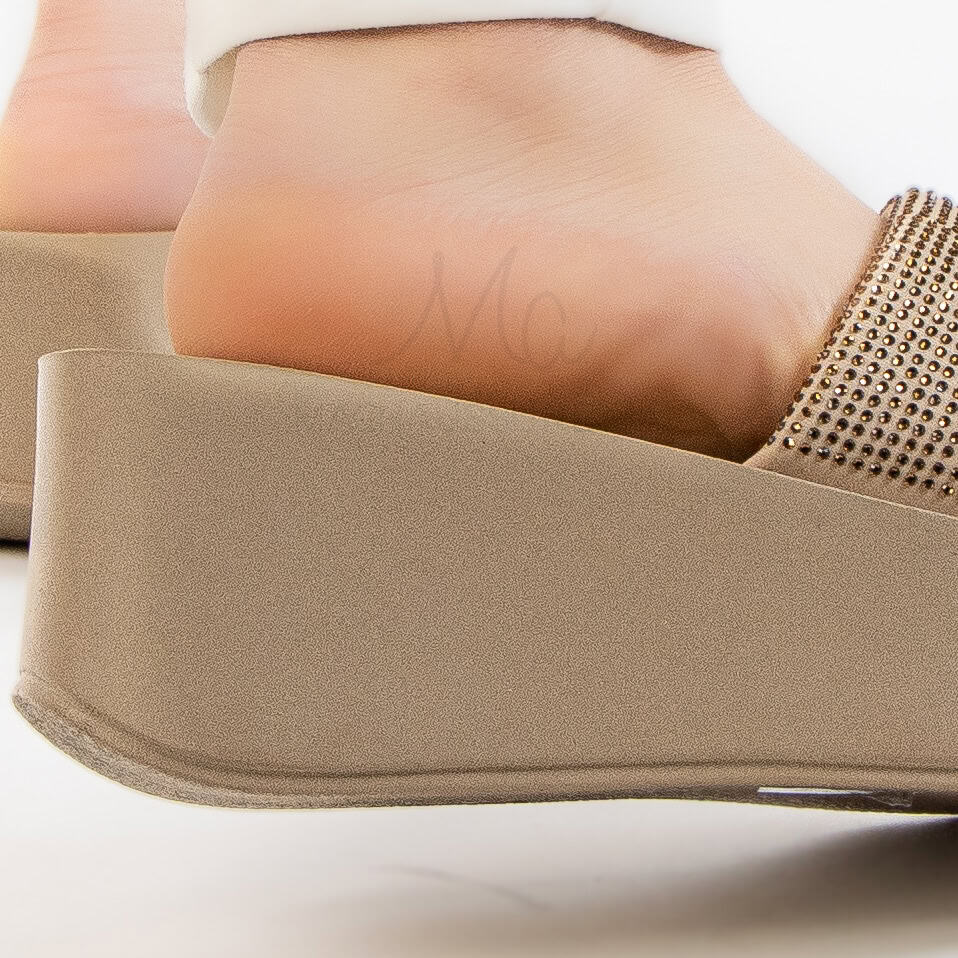 Achillée - Sandales à plateforme en Beige.