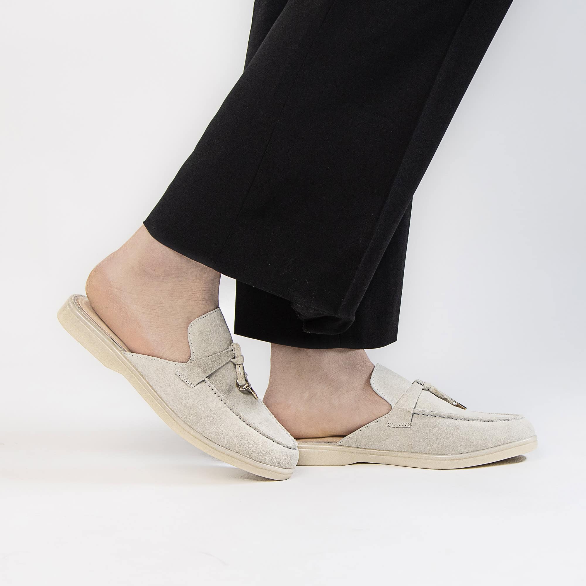Trend – Mules Femmes en Daim Beige.