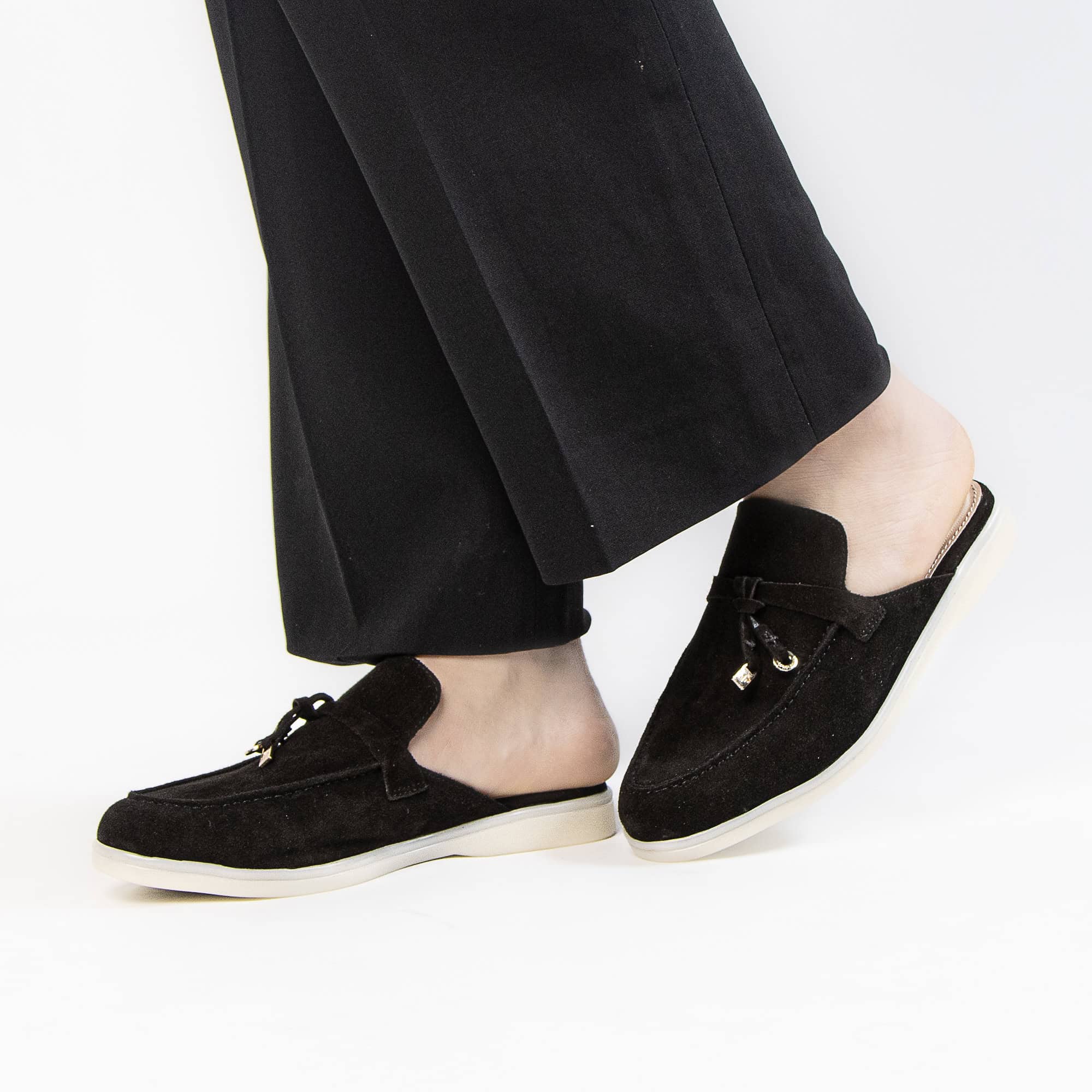Trend – Mules Femmes en Daim Noir.