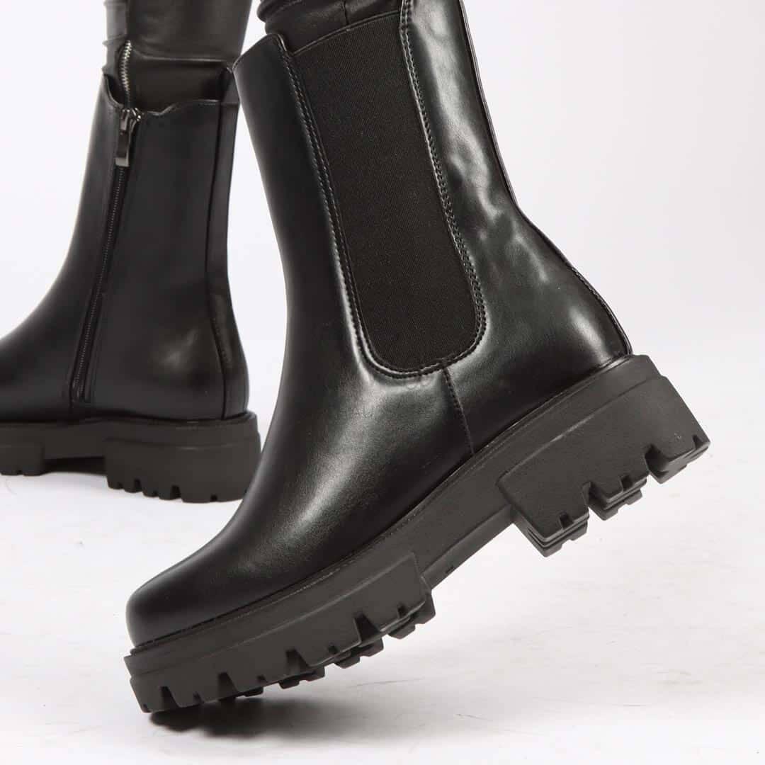 OTILYA - Bottines en Noir.