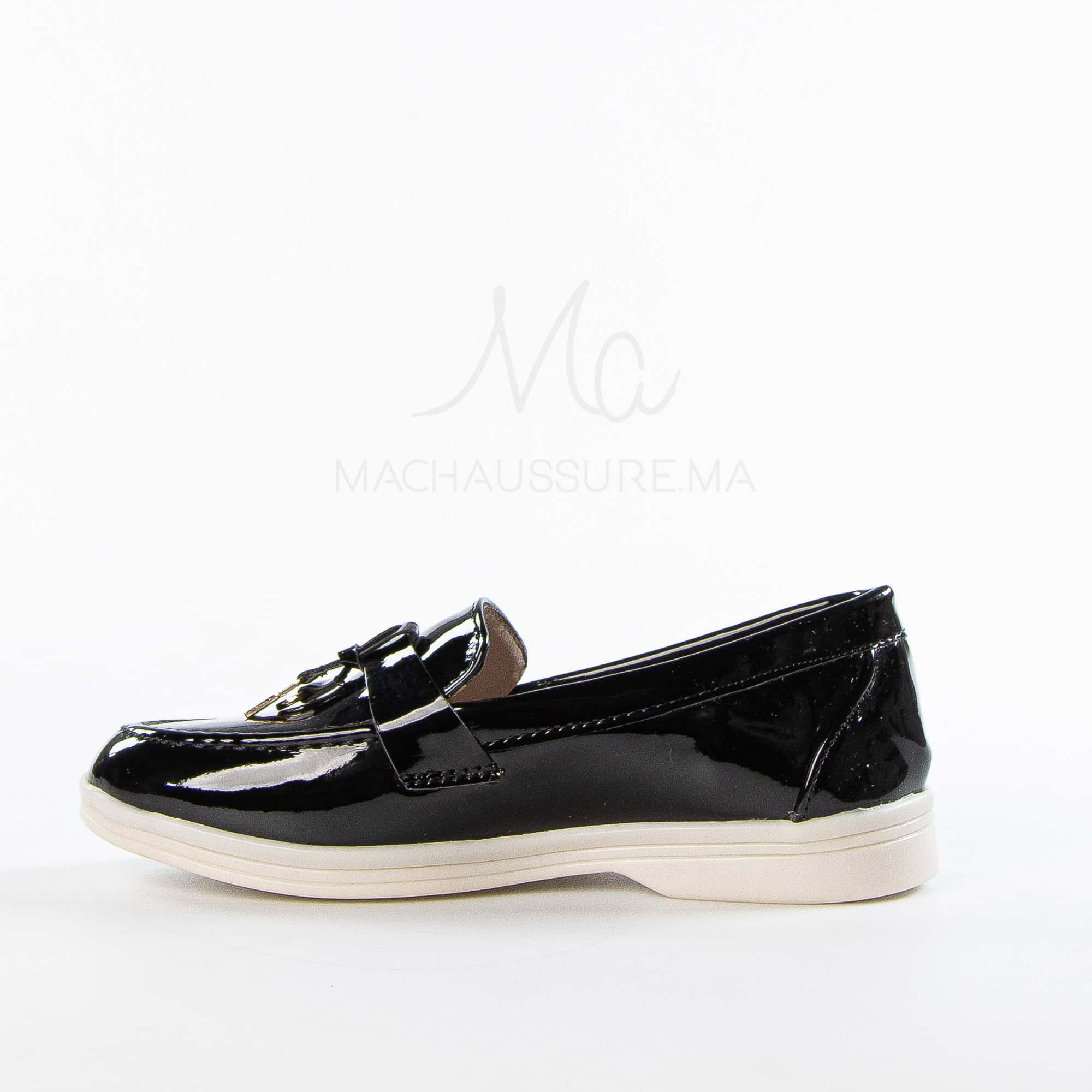 Opaline – Mocassins Fille en Vernis Noir.