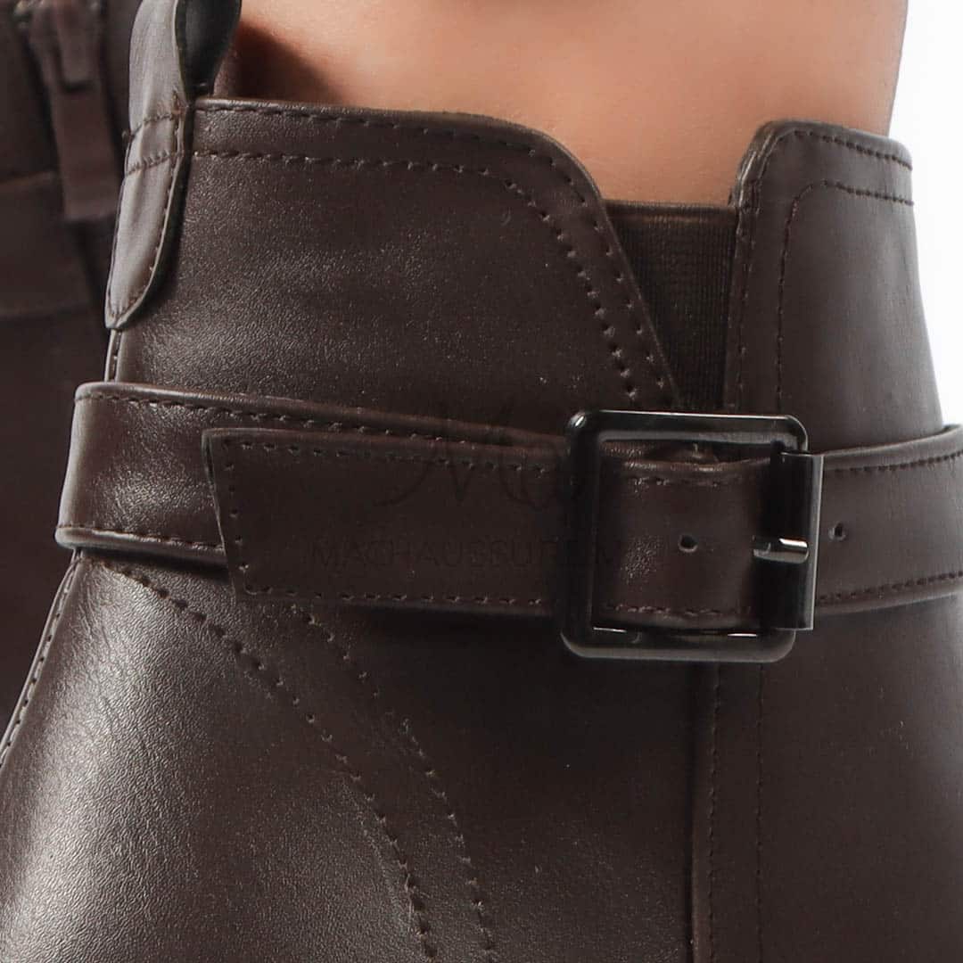 CORAL - Bottines en Marron.