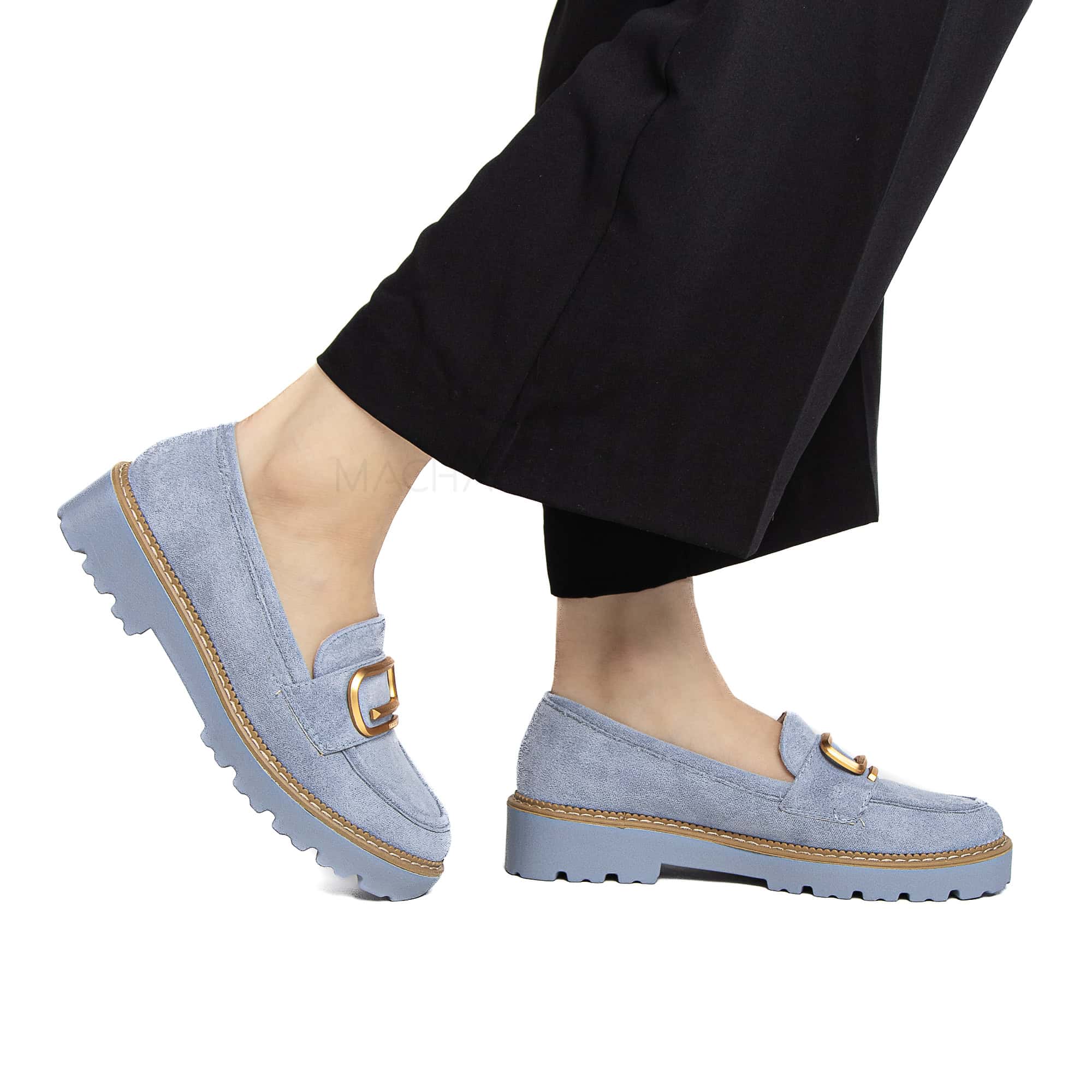 Le Soulier – Derbies Femmes en Bleu.