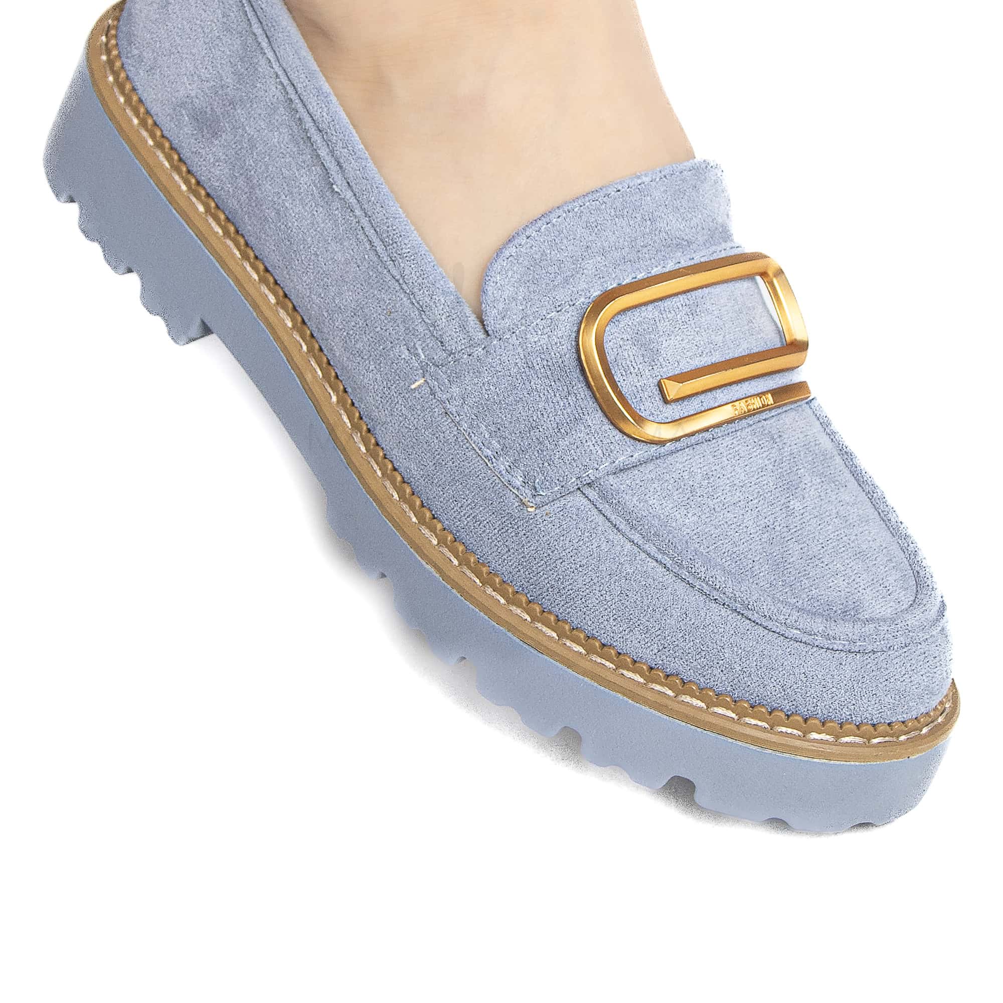 Le Soulier – Derbies Femmes en Bleu.