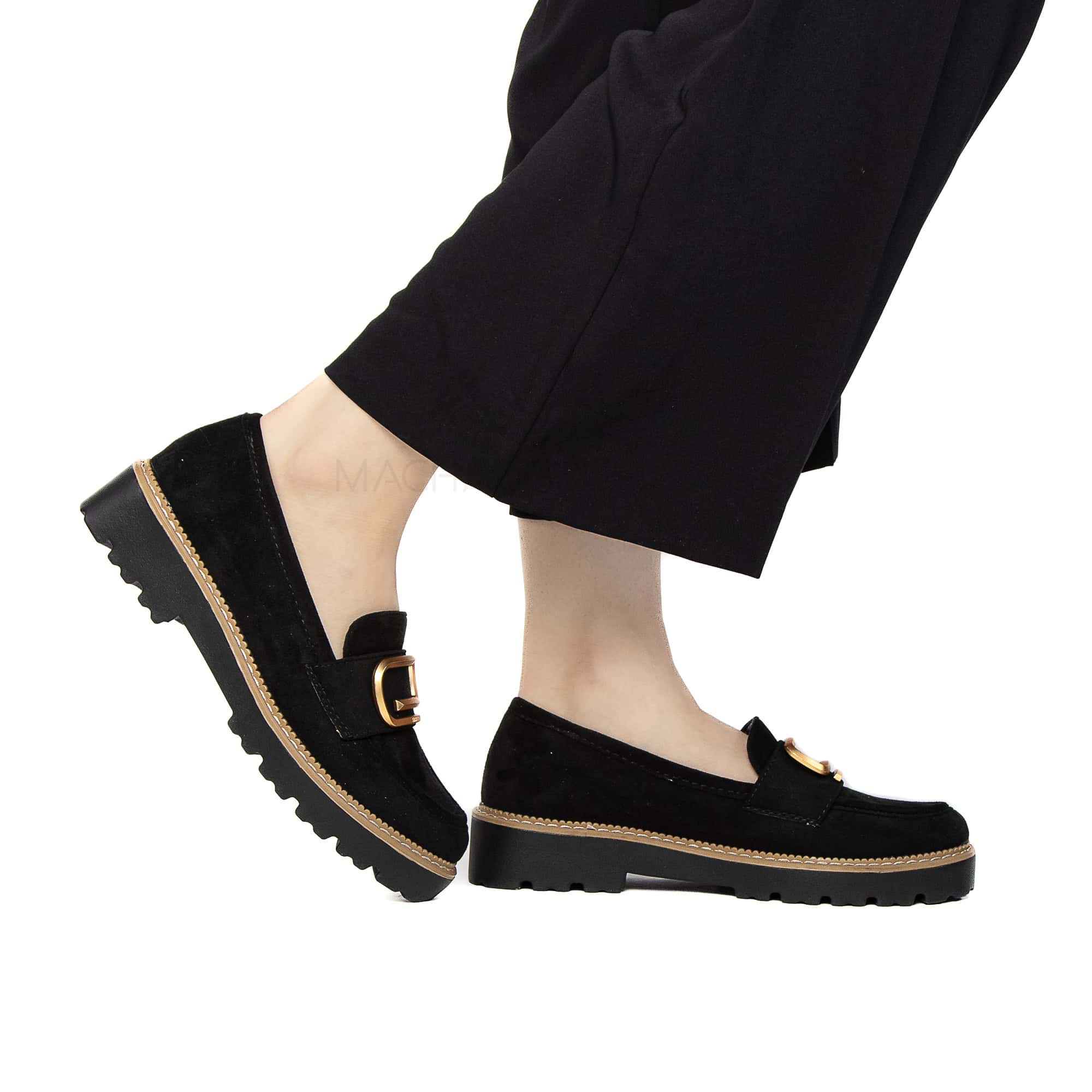 Le Soulier – Derbies Femmes en Noir.