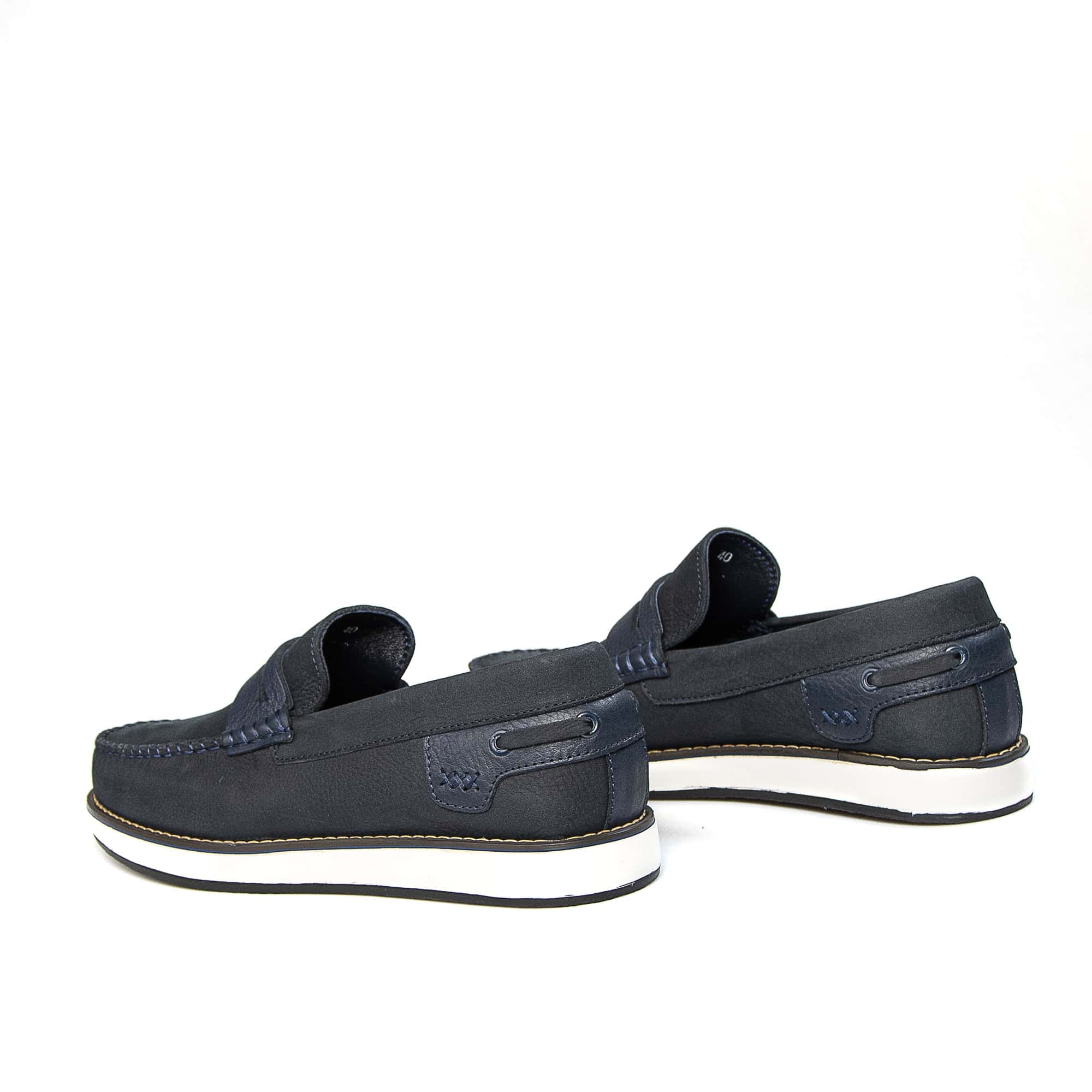 MAJD - Mocassins 100 % Daim Bleu.
