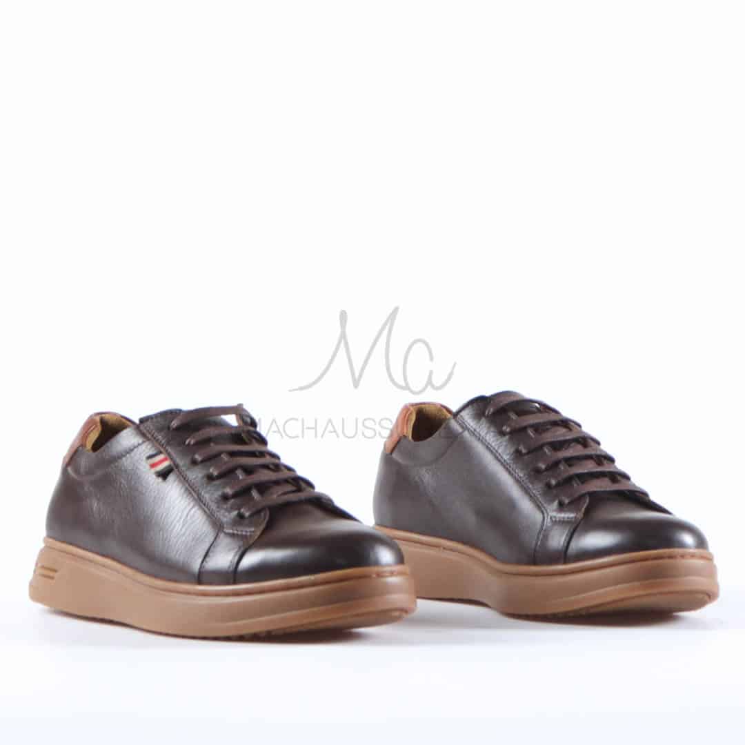 Reyo - Baskets Basses en cuir en Marron.