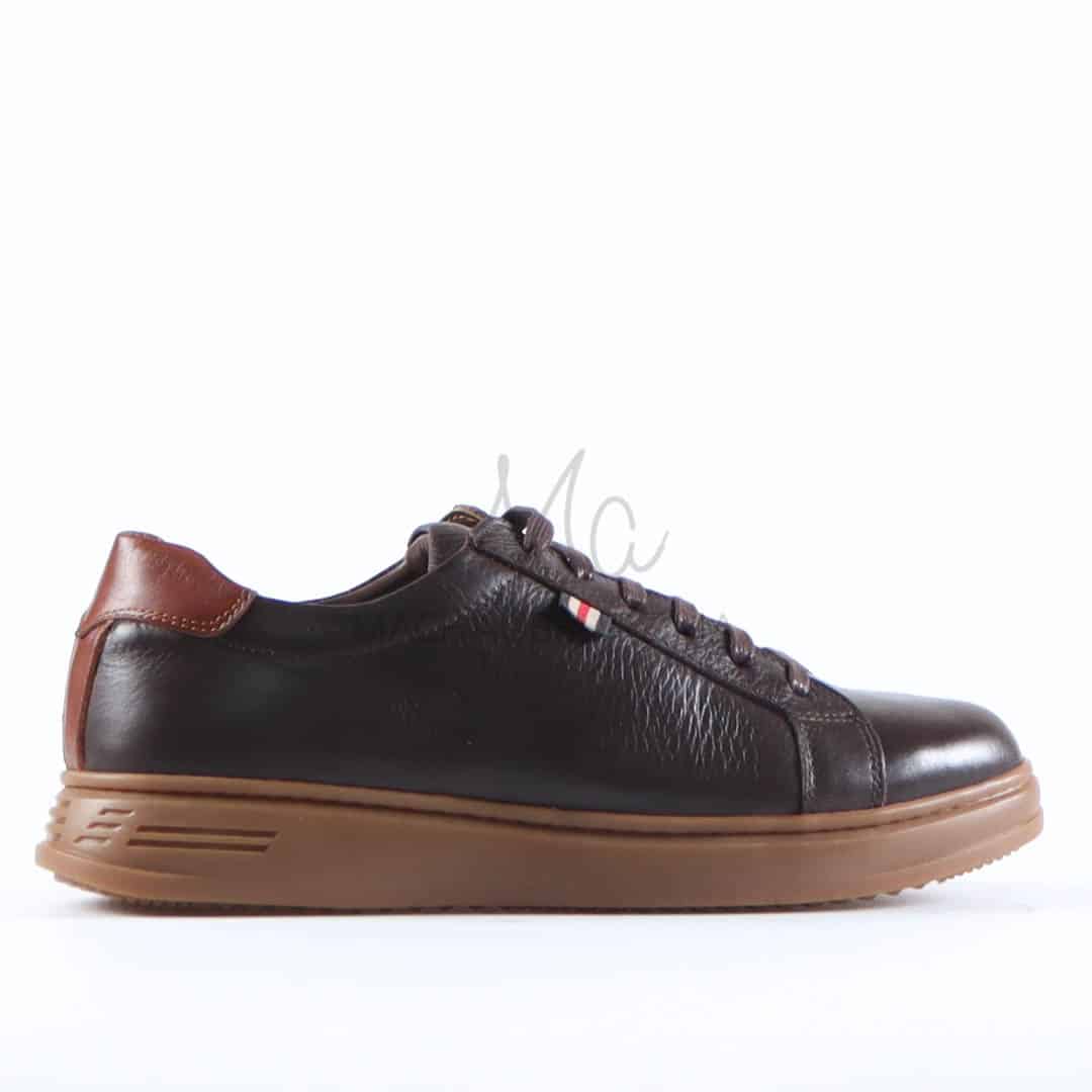 Reyo - Baskets Basses en cuir en Marron.