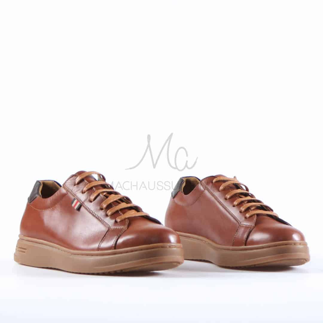 Reyo - Baskets Basses en cuir en Tabac.