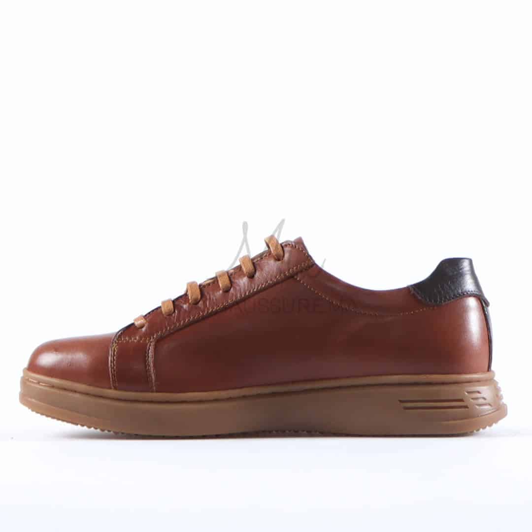 Reyo - Baskets Basses en cuir en Tabac.