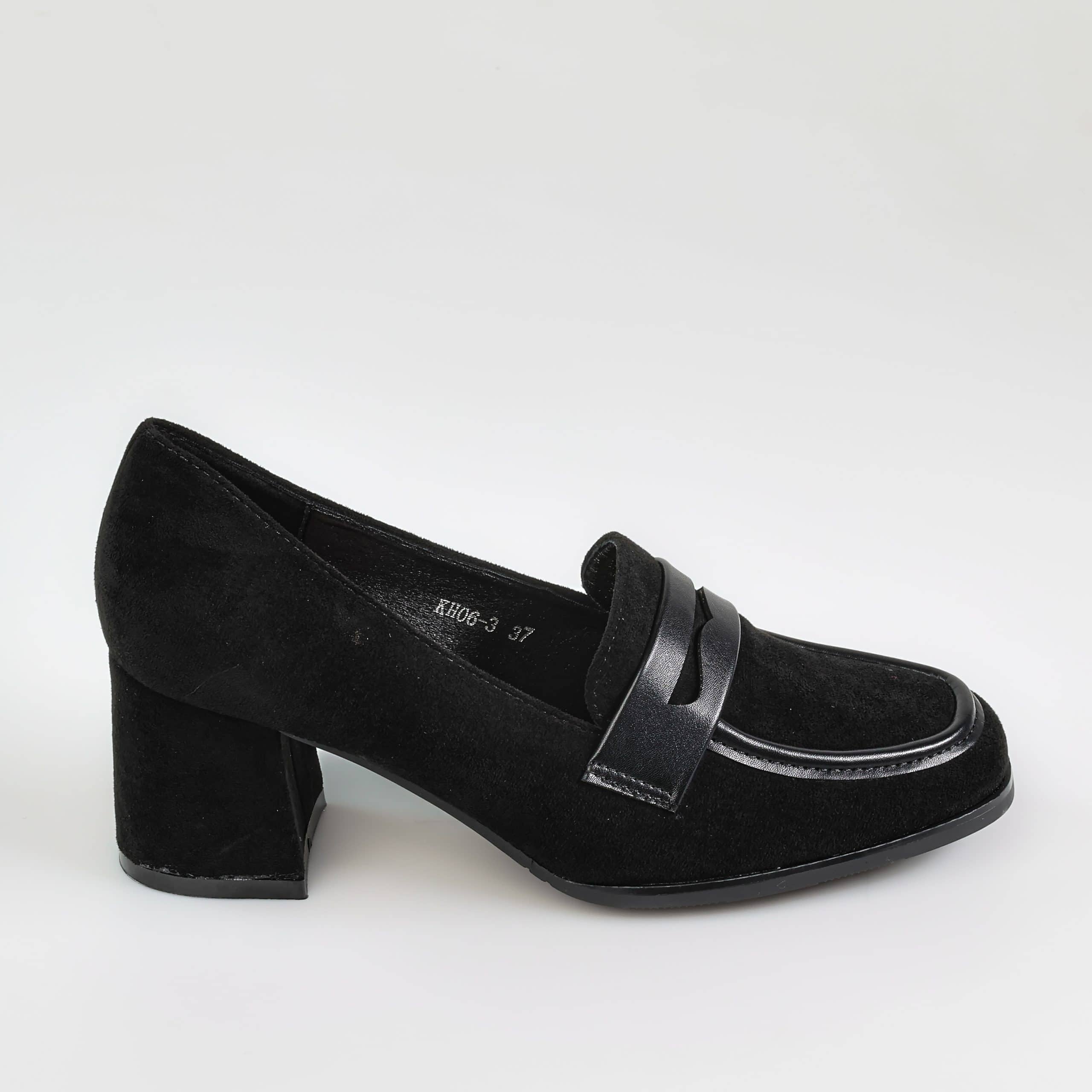 ARK – Derbies Femmes en Noir.