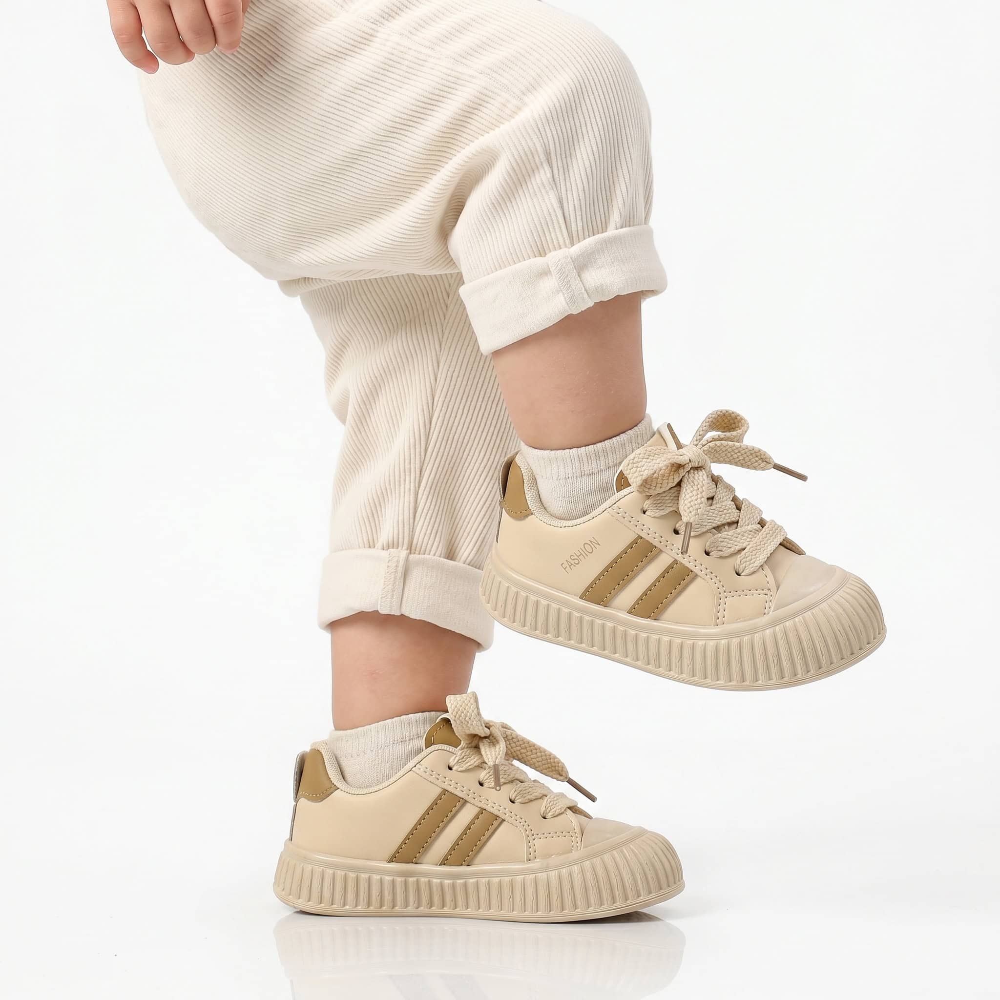 Anir – Baskets Enfants en Kaki.