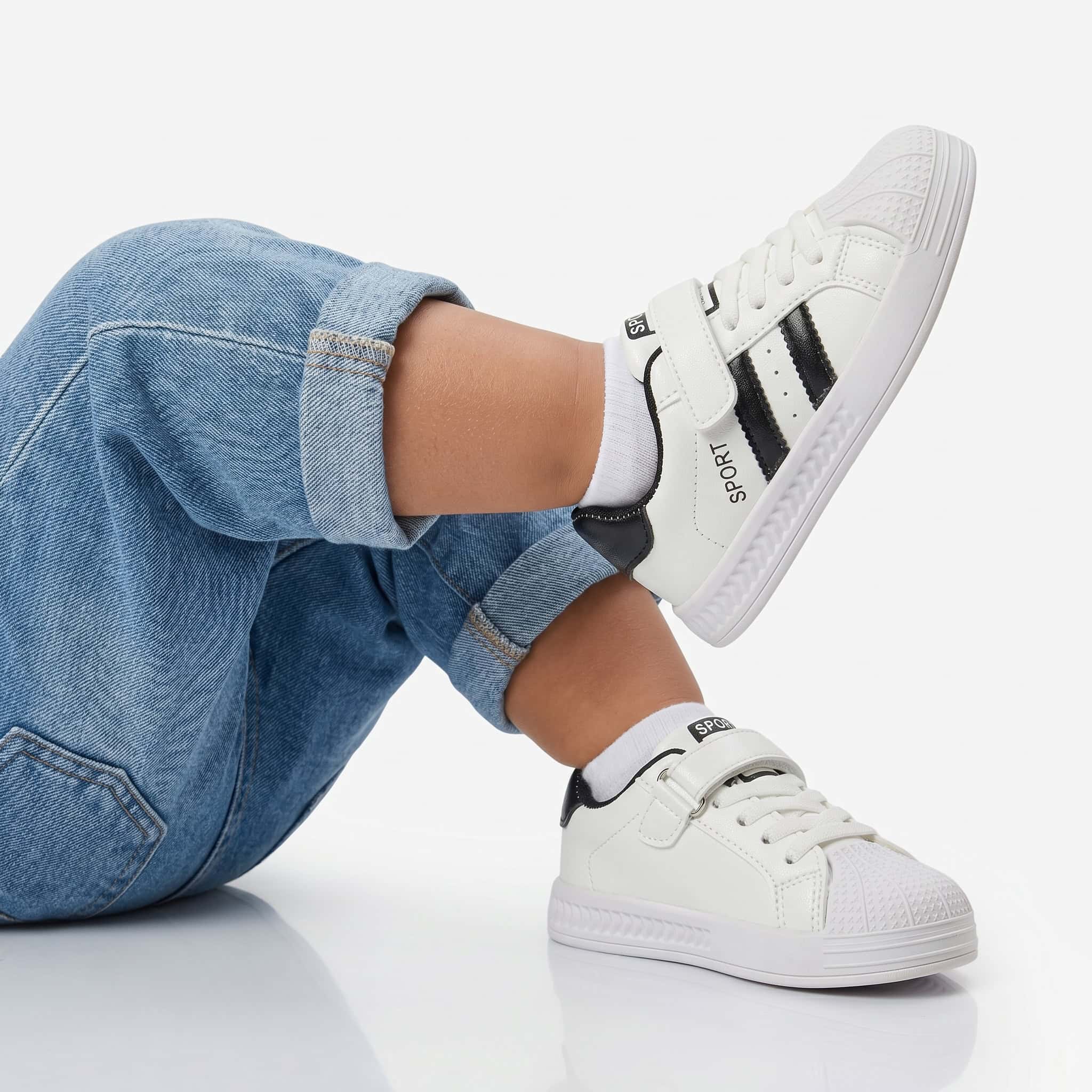 Samy – Baskets Enfants en Noir.