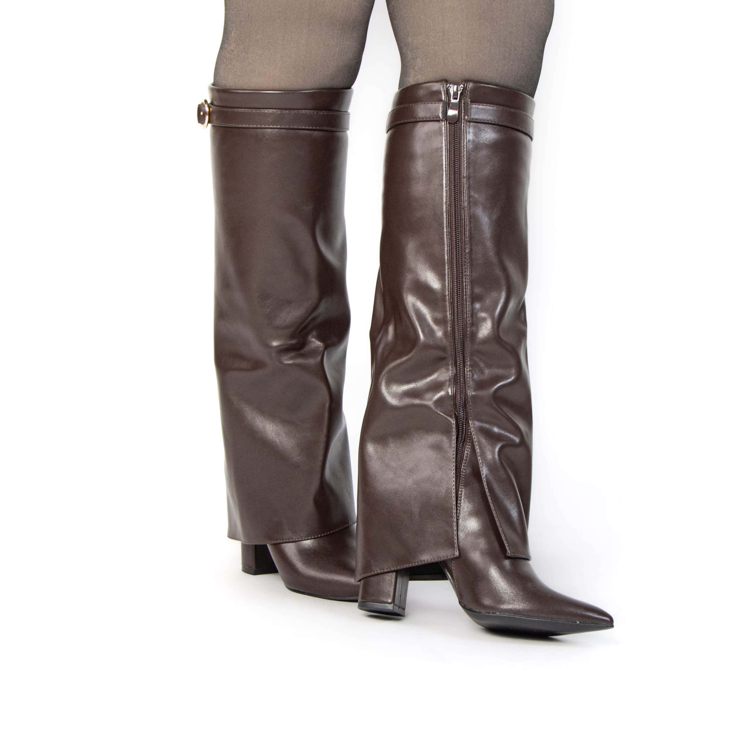 JIMMY – Bottes à talon en Marron.
