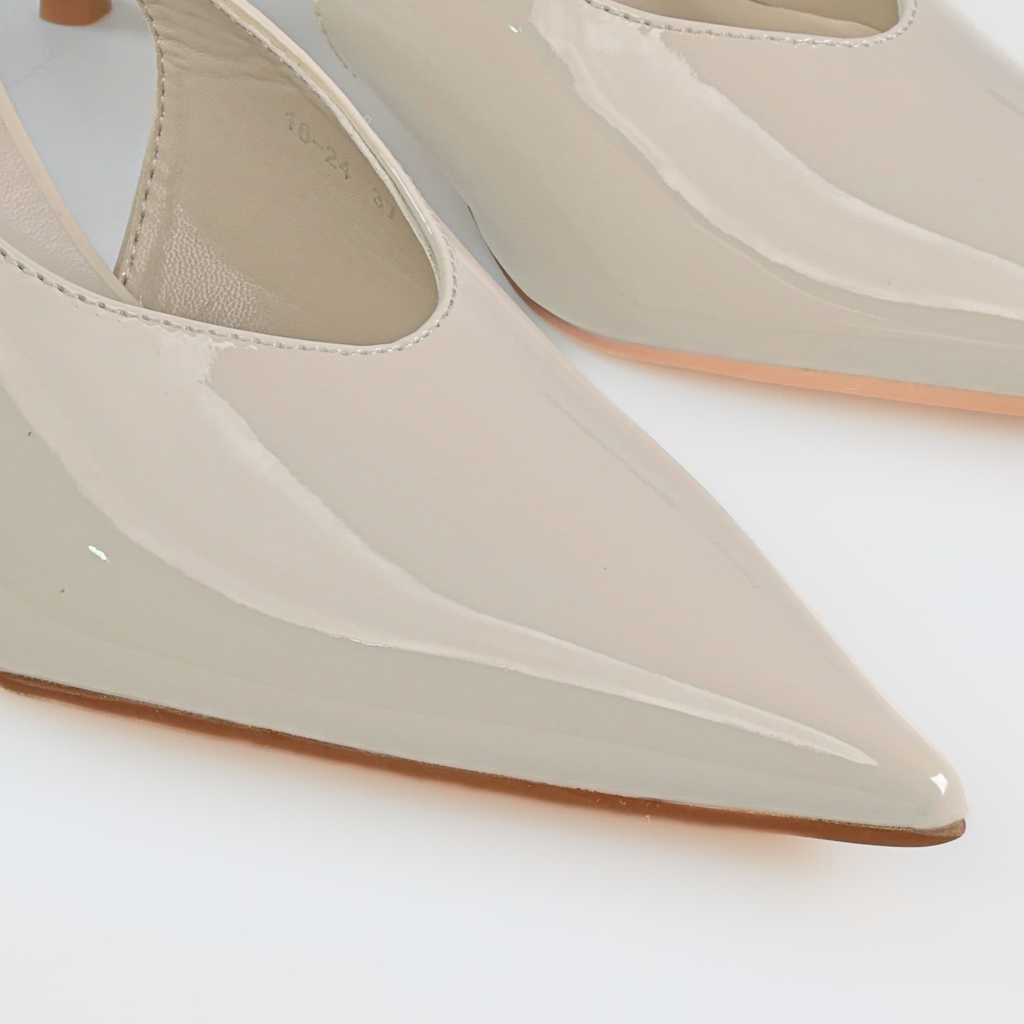 Ocre – Escarpins Femmes en Blanc.