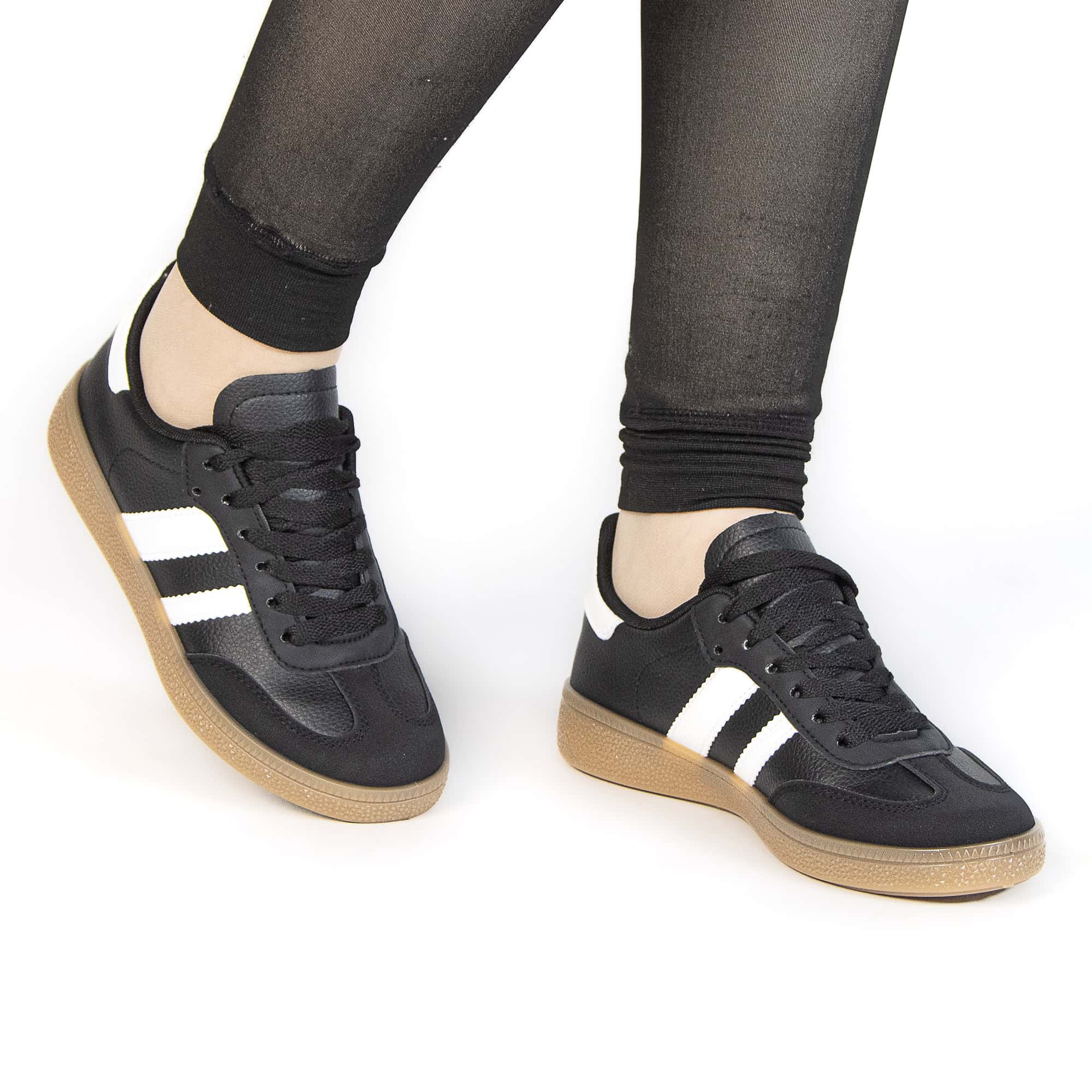Tempo – Baskets Femmes en Noir.