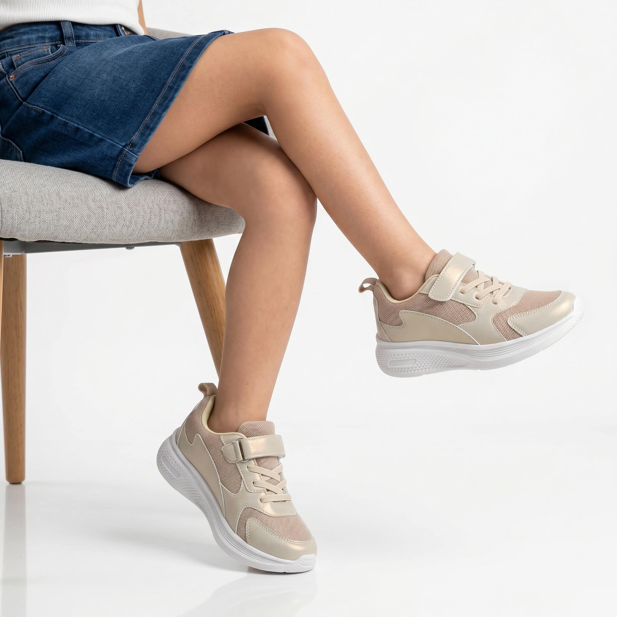 Ghali – Baskets Enfants en Beige.